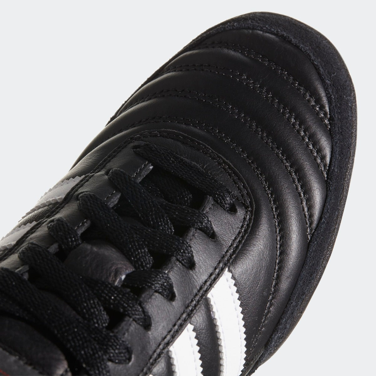 Мъжки футболни обувки Adidas Mundial Team - Ballistic-sport