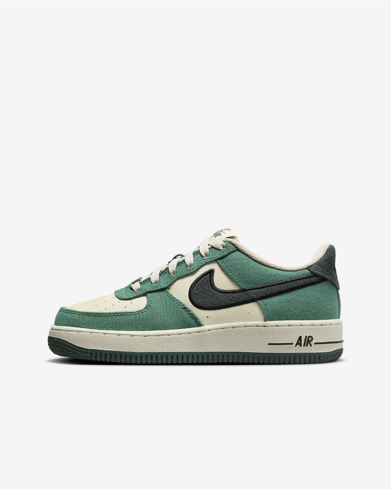Юношески Маратонки NIKE AIR FORCE 1 LV8 3 BG