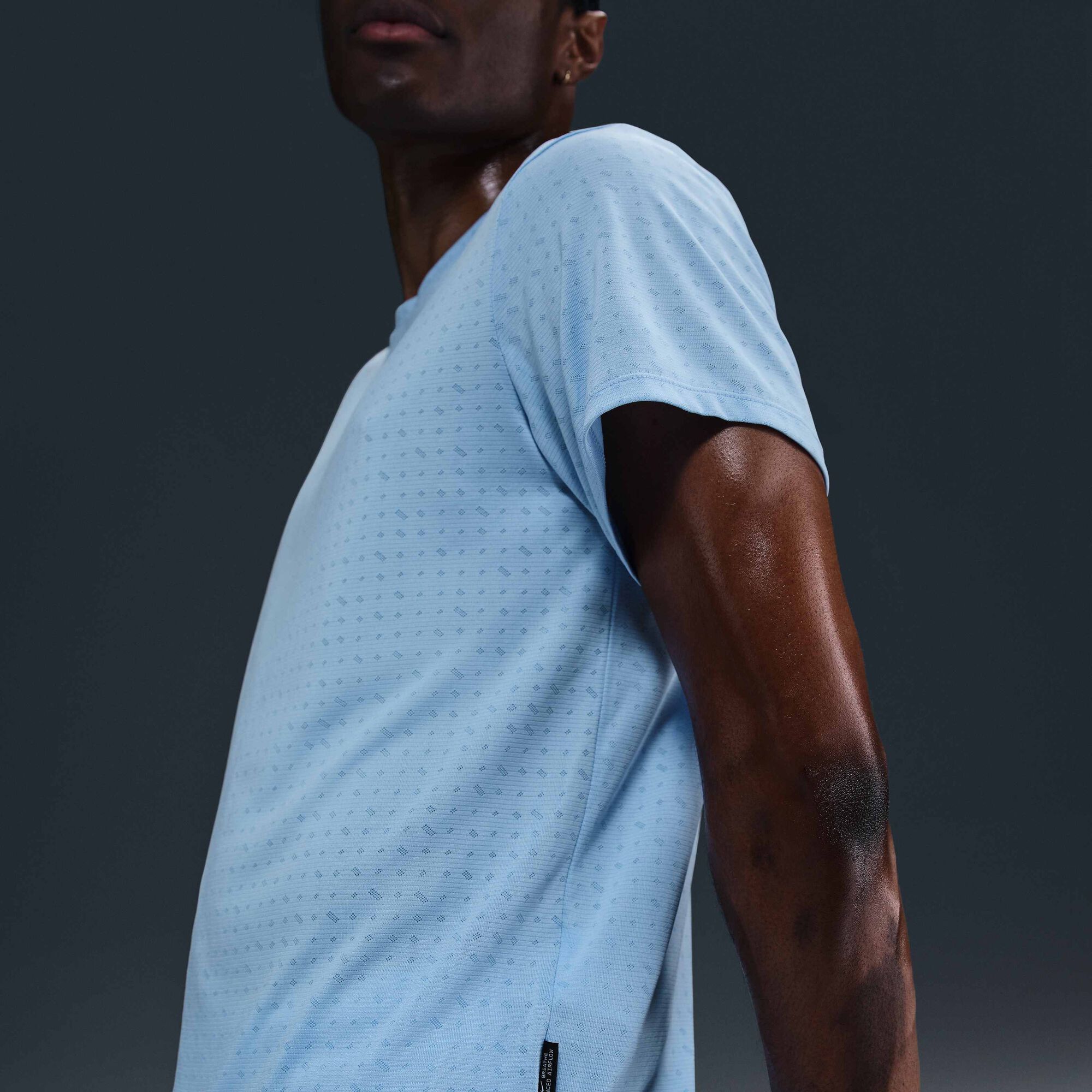 Image of Мъжка Тениска NIKE M NK DF BREATHE MILER SS TOP, Балистик, светло син цвят