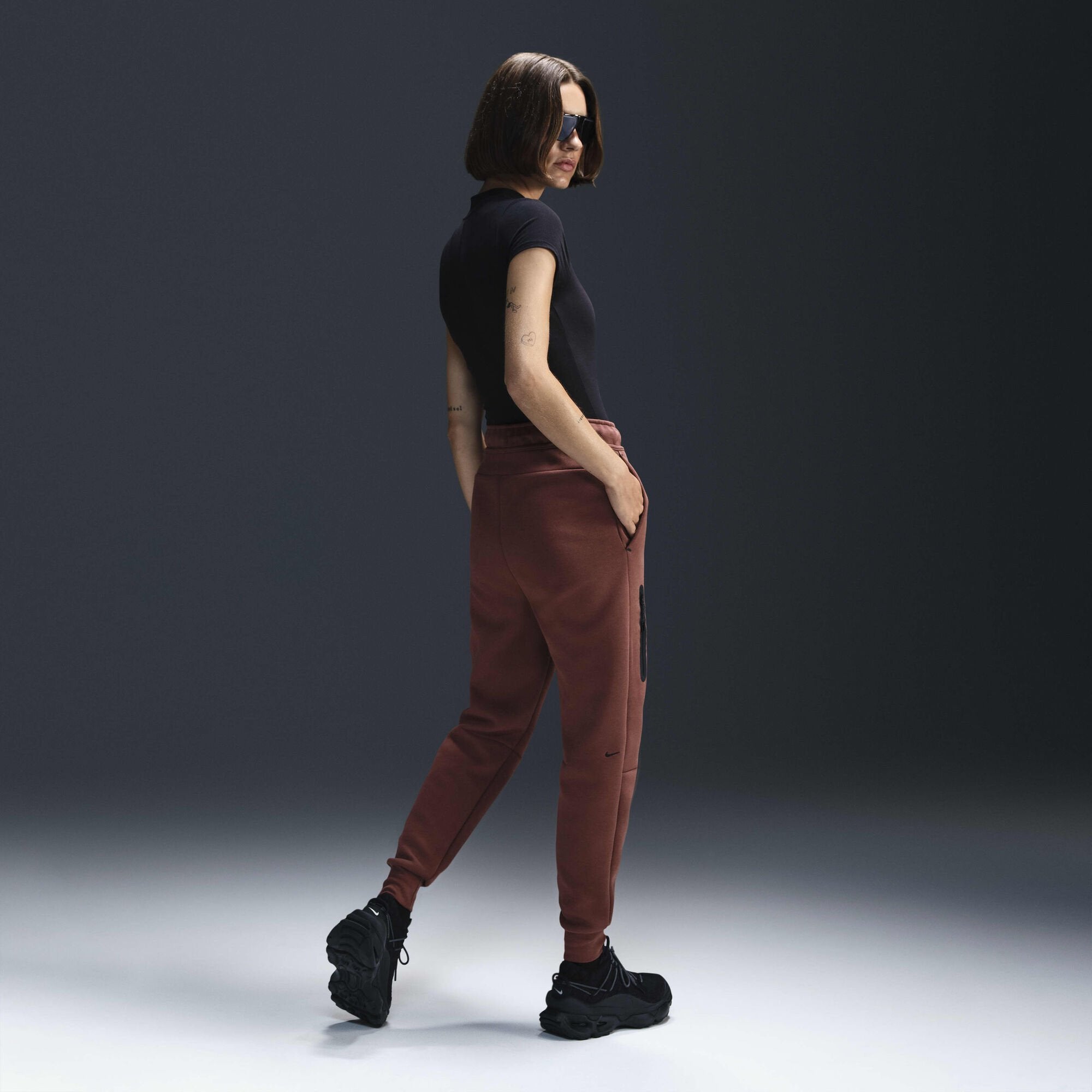 Image of Дамски Панталон NIKE W NSW TCH FLC MR JGGER 2- HV6779-218- Ballistic sport, Балистик