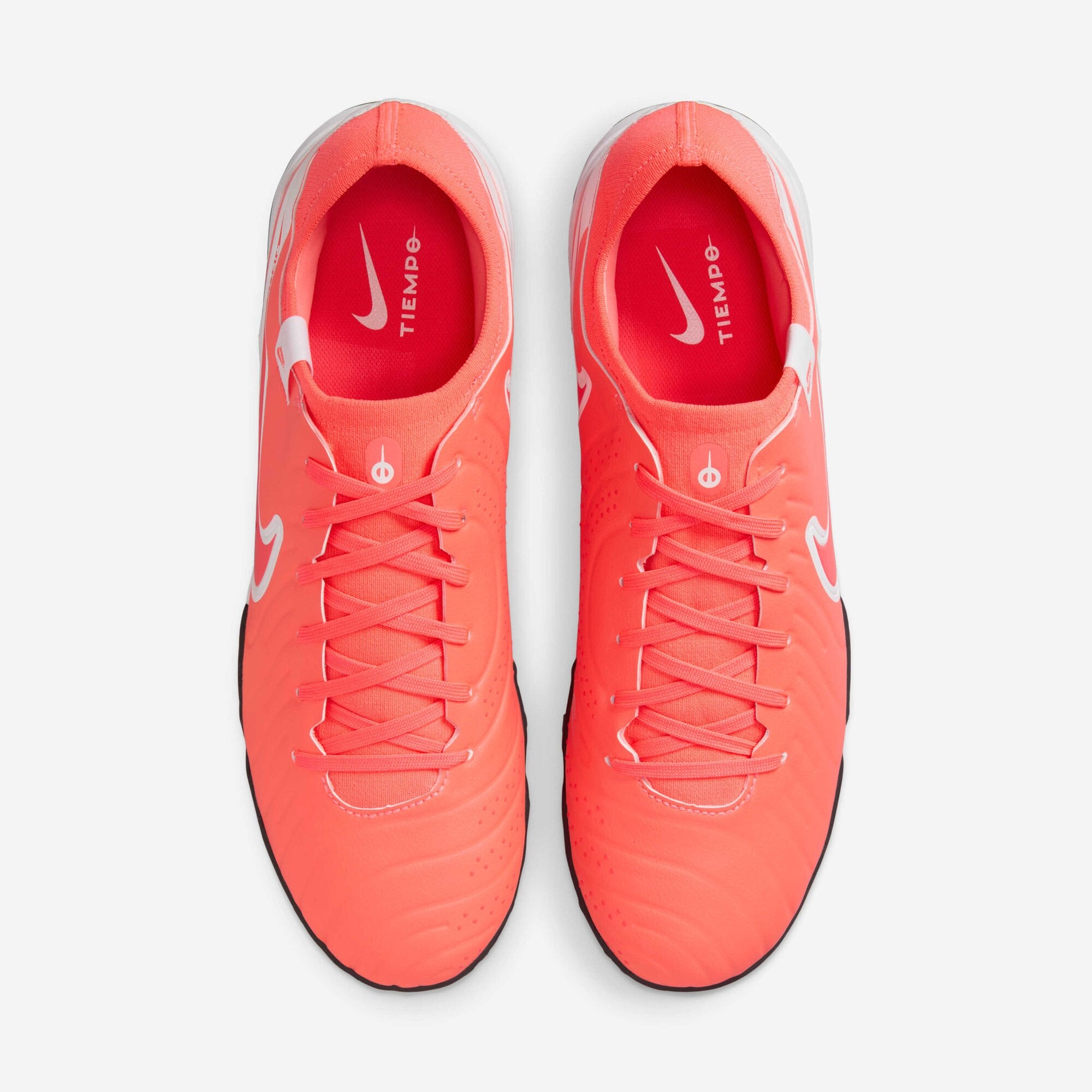 Image of Мъжки Футболни обувки NIKE LEGEND 10 PRO TF