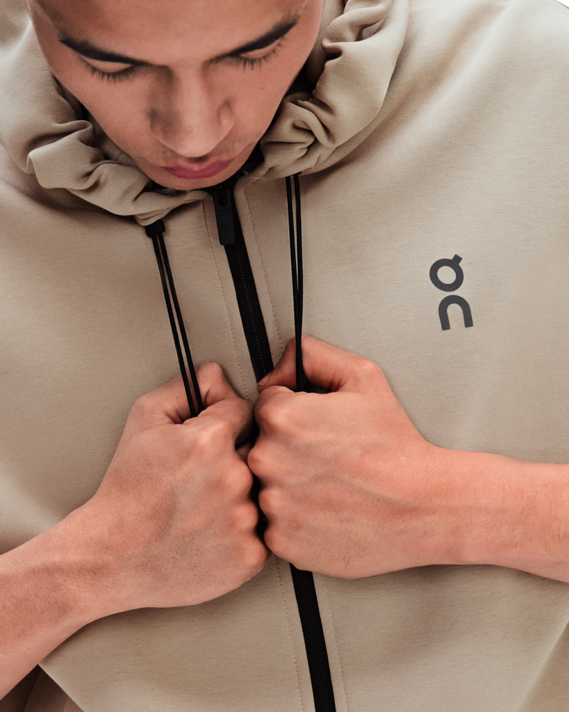Image of Мъжки Суитшърт On Focus Tech Zip Hoodie – Desert – изглед 2