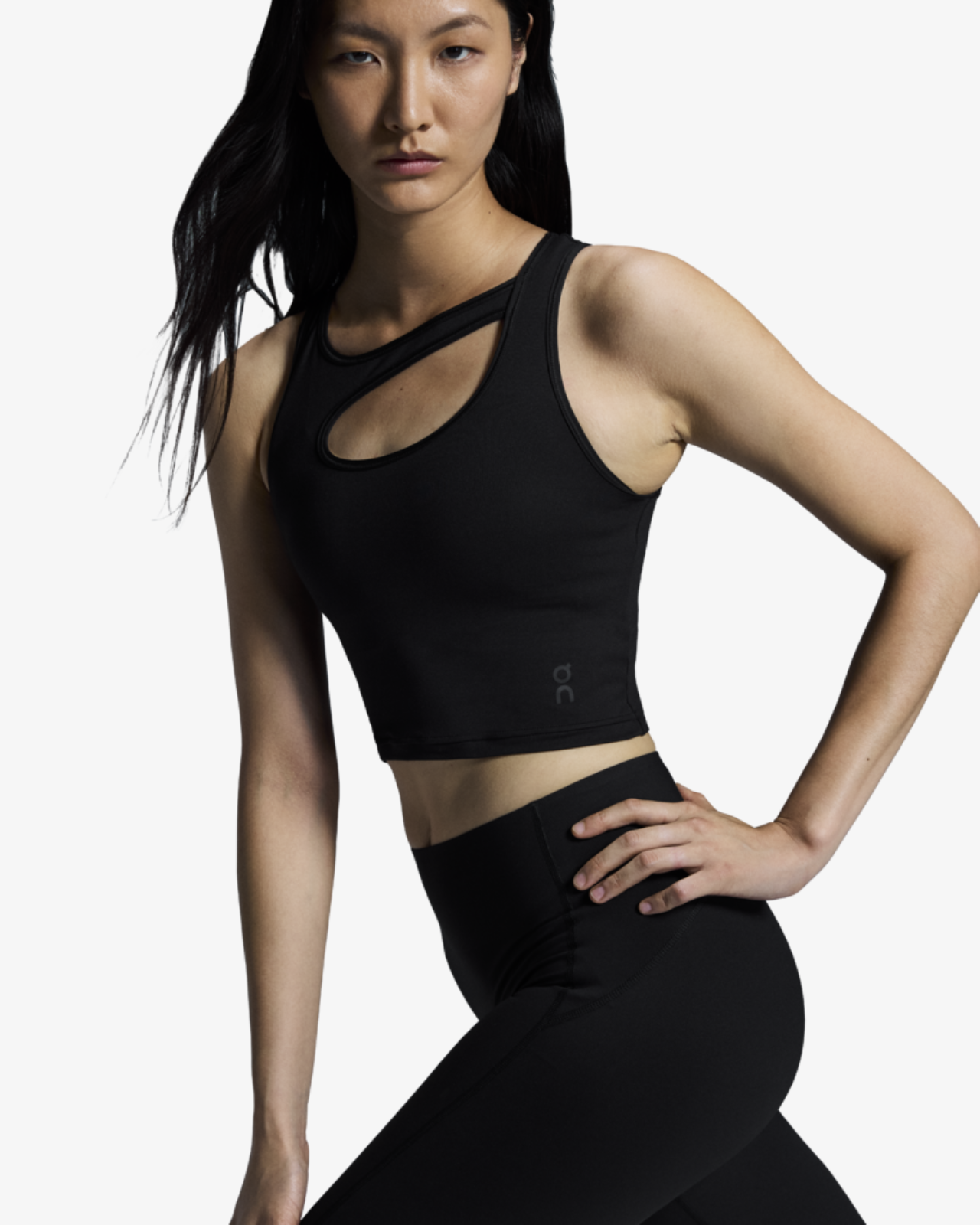 Women's ON Studio Cut-Out Crop Top