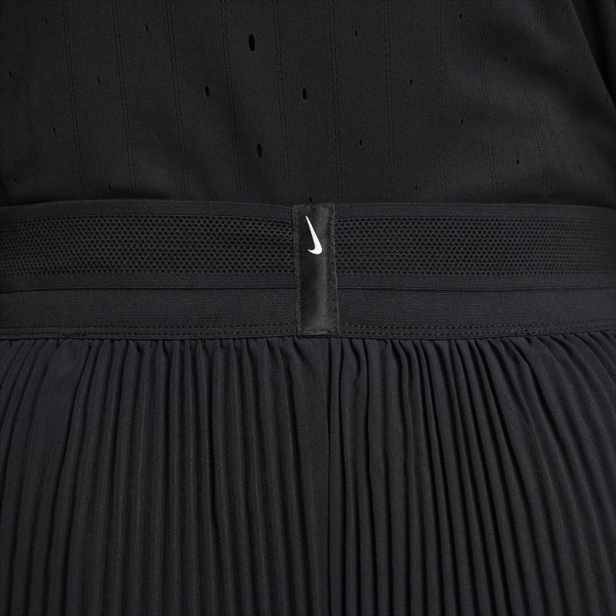 Image of Дамски Къс панталон NIKE W NK ARSWFT DFADV MR 3IN SHORT