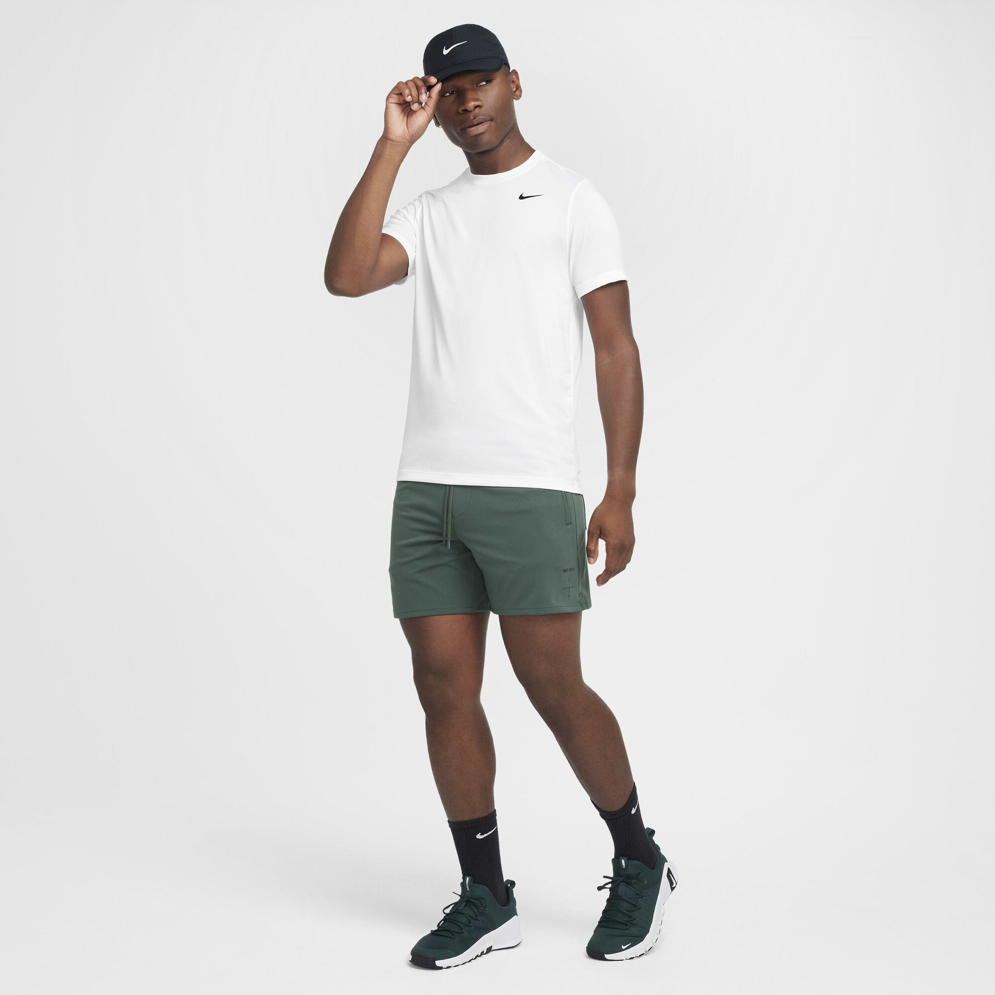 Image of Мъжки Къс панталон NIKE M NK DFADV STEALTH APS SHORT