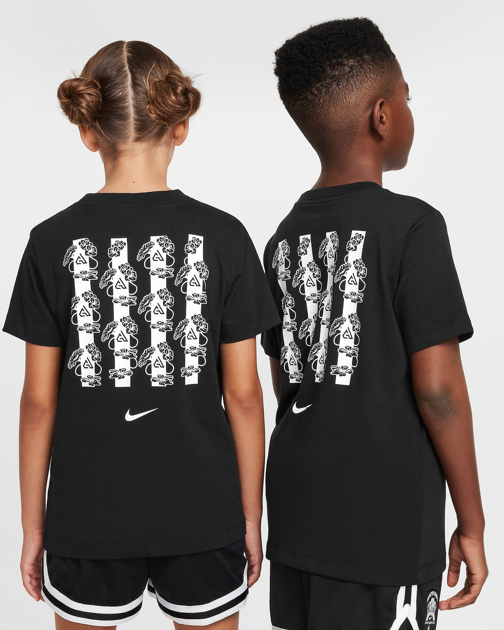 Image of Юношеска Тениска NIKE K NSW TEE GIANNIS - Ballistic-sport
