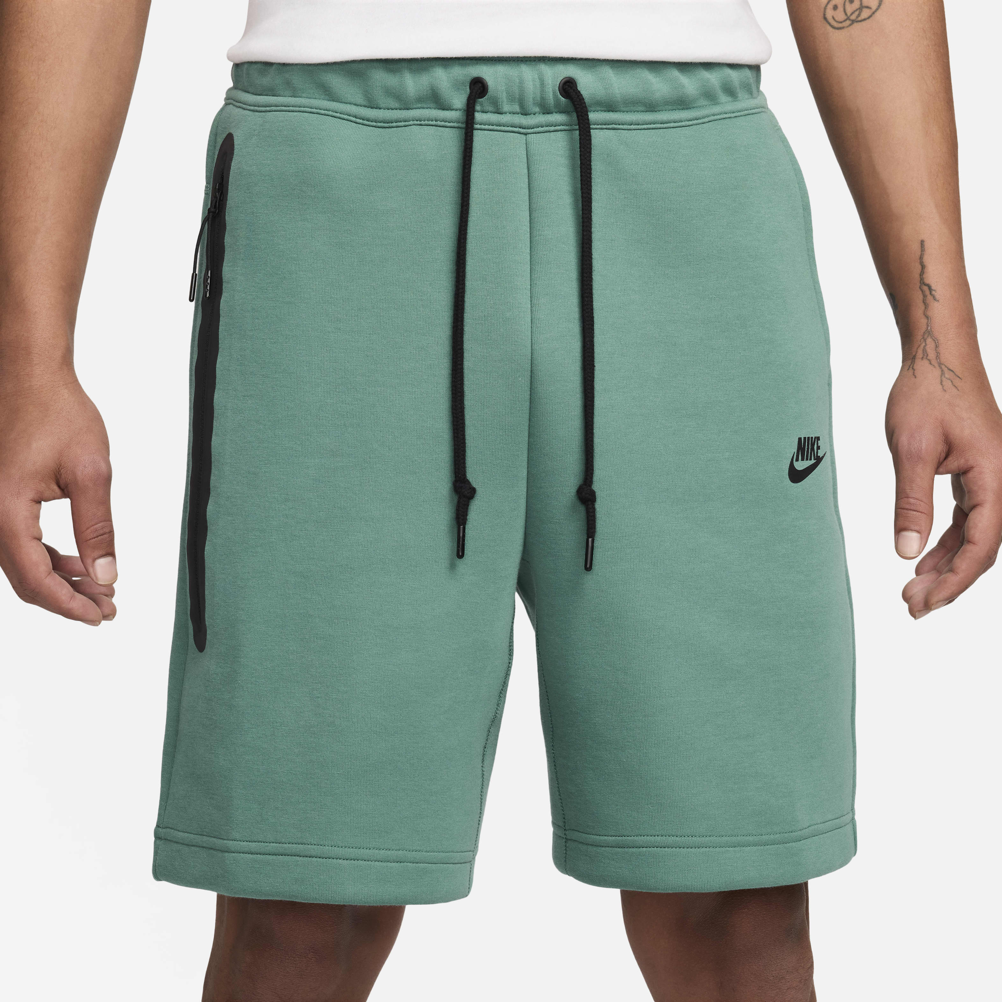 Image of Мъжки Къс панталон NIKE M NK TCH FLC SHORT - Ballistic-sport