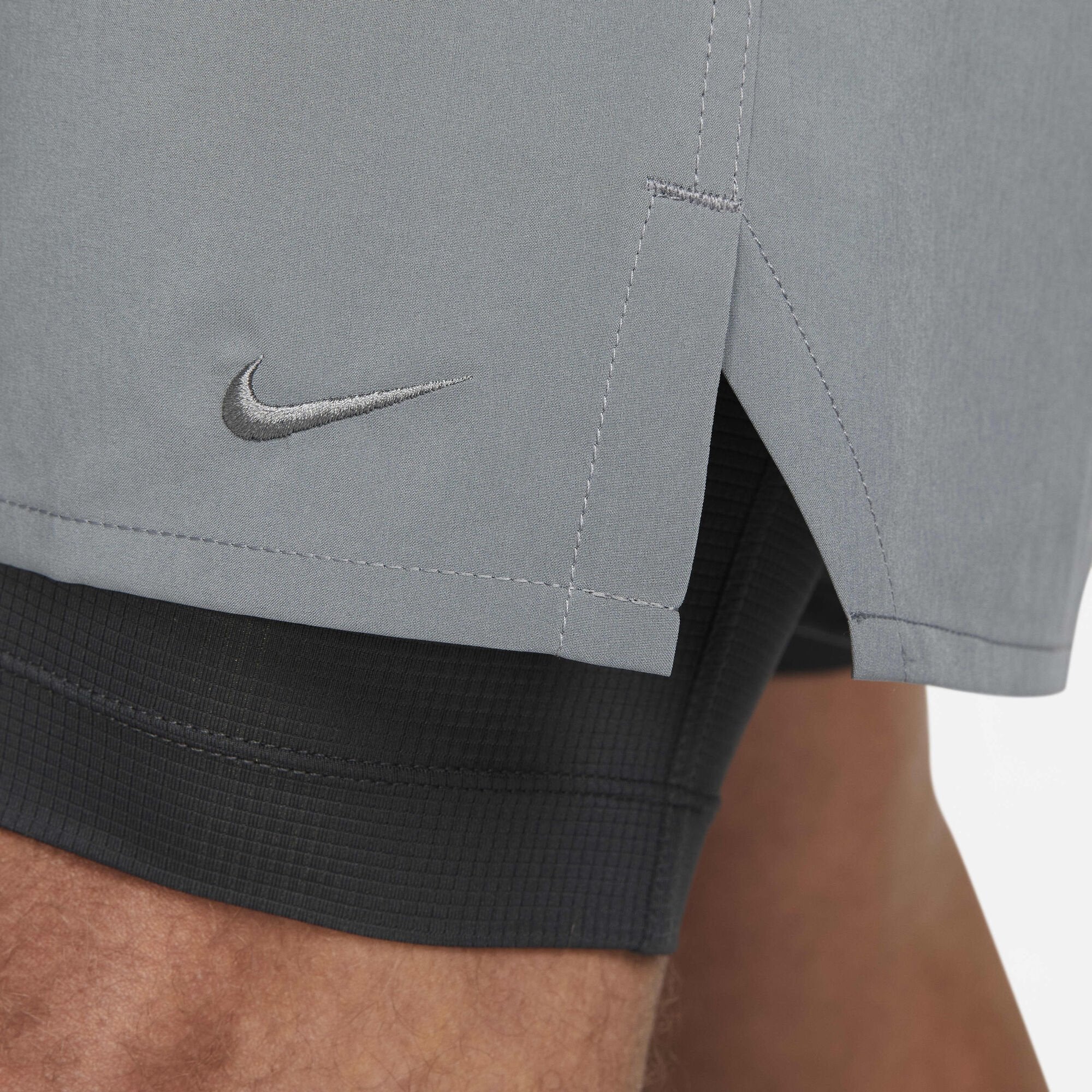 Men's Shorts NIKE M NK DF UNLIMITED WVN 7IN 2IN1