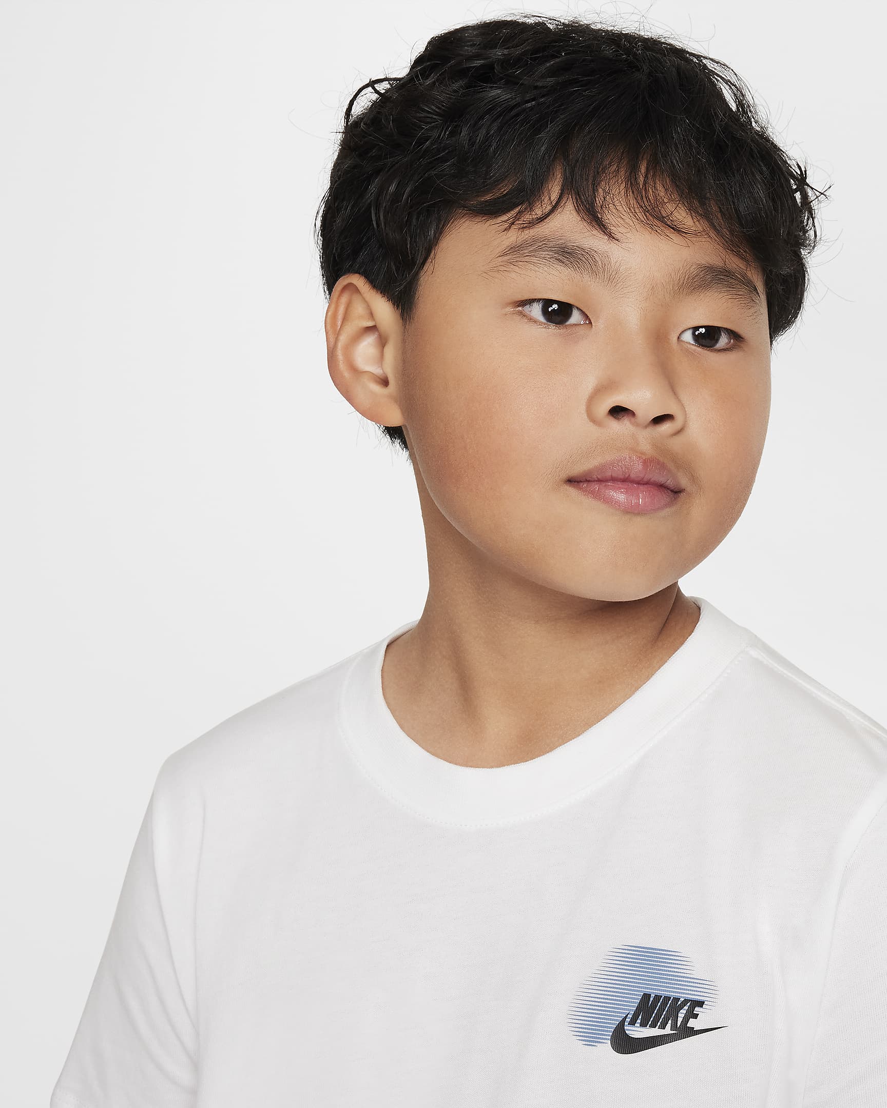 Юношеска Тениска NIKE B NSW SI GRAPHIC TEE - Ballistic-sport