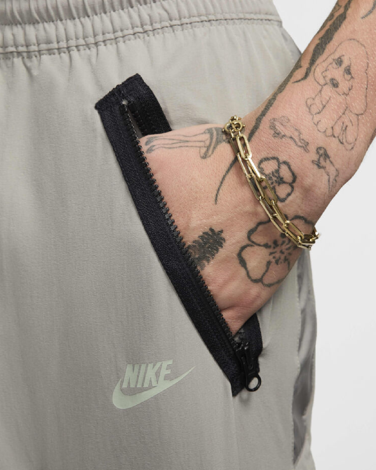 Image of Мъжки Панталон NIKE M NSW AIR MAX WVN CARGO PANTS - Ballistic-sport
