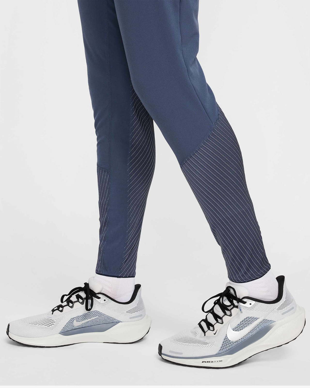 Image of Мъжки Панталон NIKE M NK DF PHENOM RUN DIV PANT