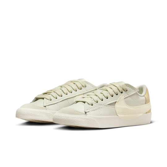 Image of Дамски Кецове NIKE W BLAZER LOW `77 JUMBO