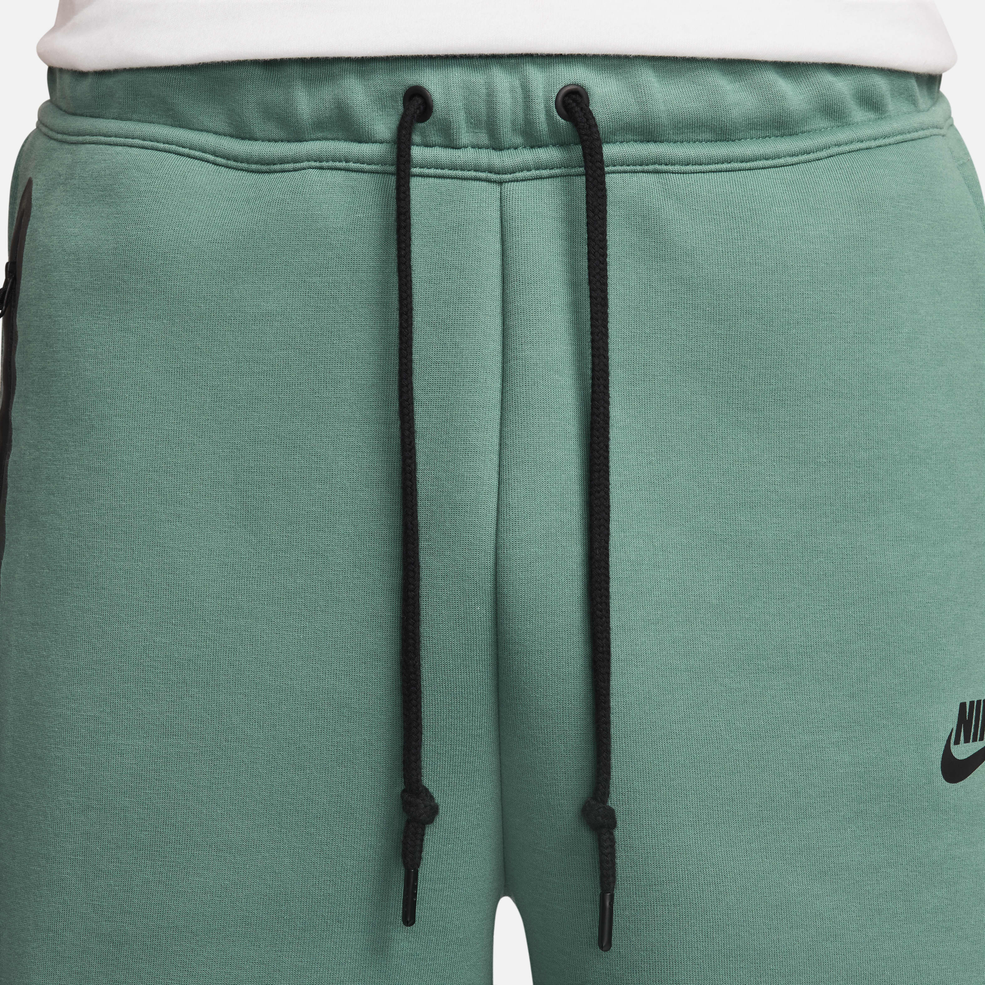 Мъжки Къс панталон NIKE M NK TCH FLC SHORT - Ballistic-sport