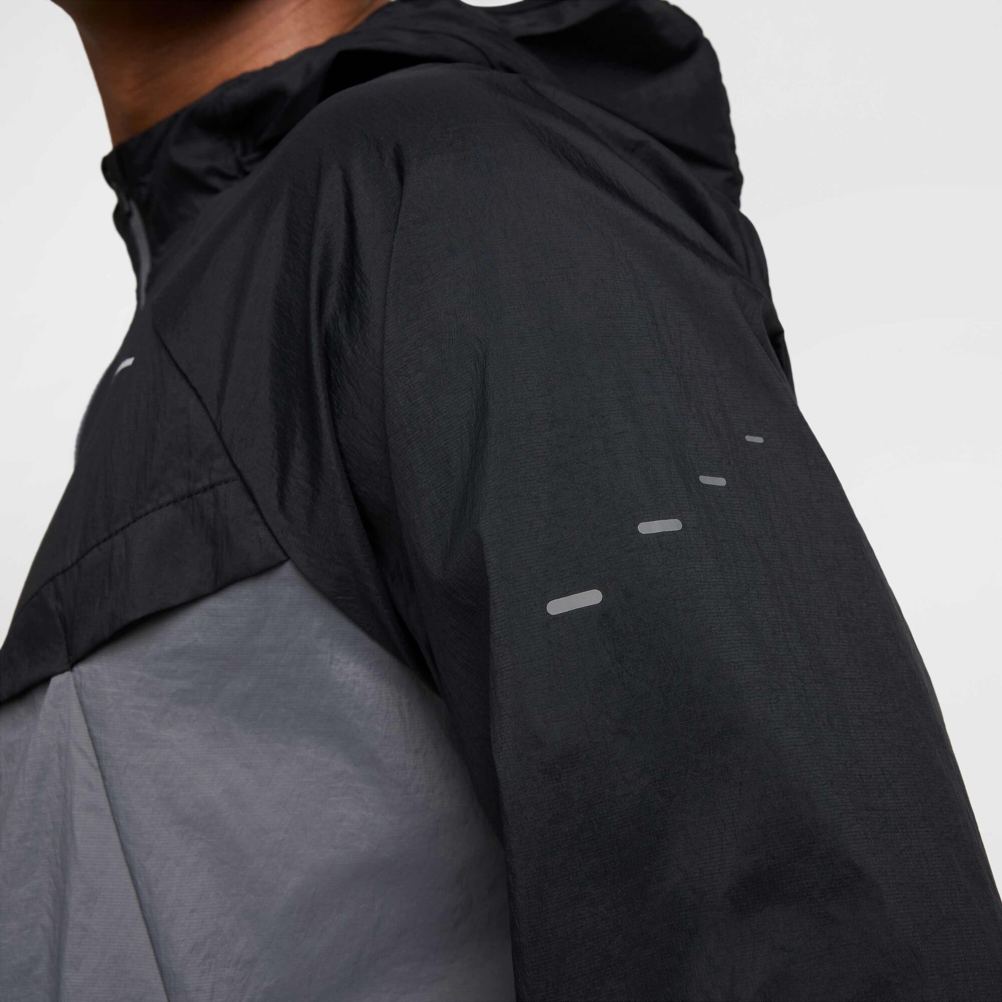 Image of Мъжко Яке NIKE M NK UV RPL STRIDE JACKET