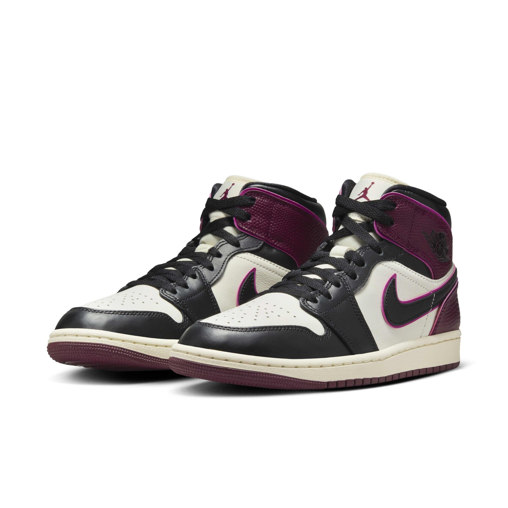 Дамски Кецове NIKE WMNS AIR JORDAN 1 MID SE - Ballistic-sport