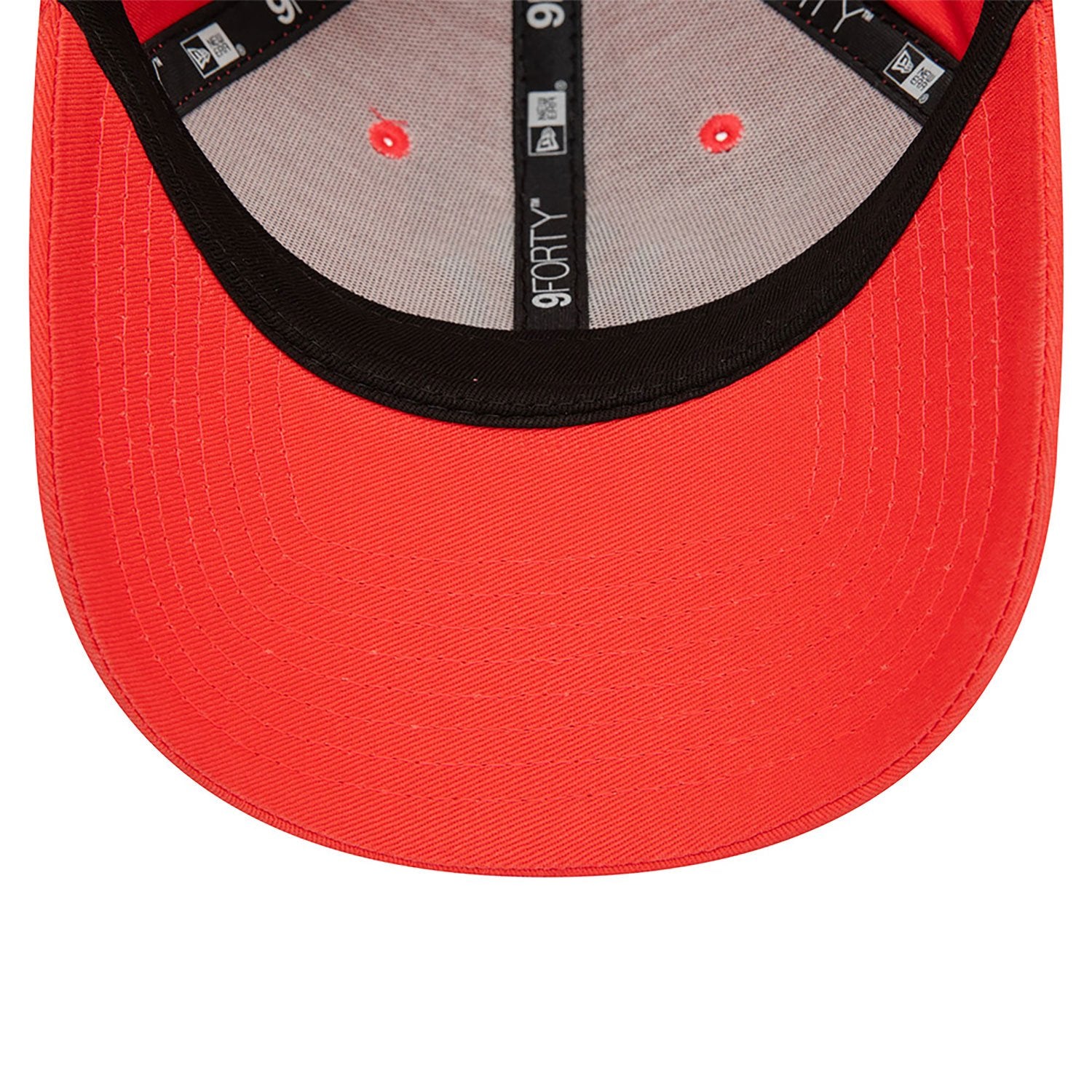 Image of Дамскa Шапка NEW ERA KAPA WMNS LEAGUE ESS 9FORTY NEYYAN SCAWRO - Ballistic-sport