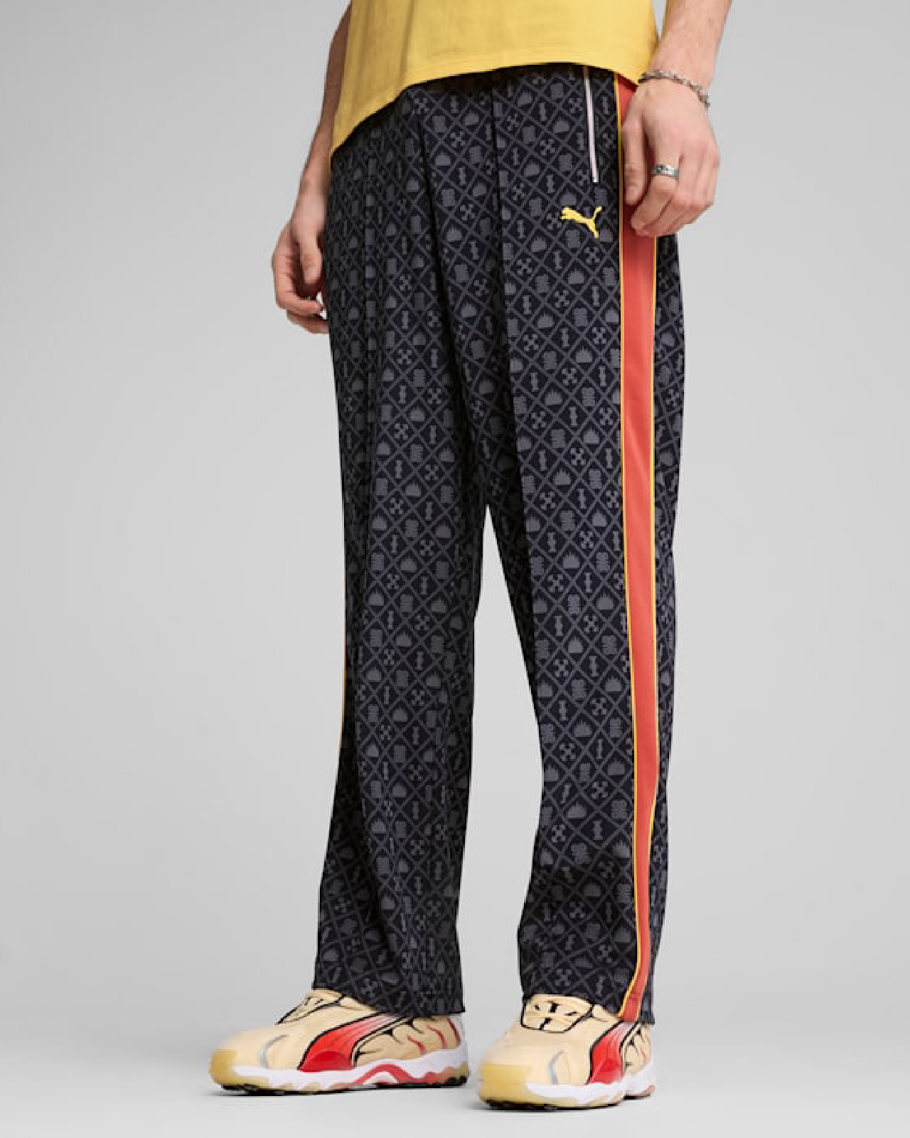 Men's Pants PUMA T7 ROAD TO UNITY AOP Relaxed Straight Track Pants DK op