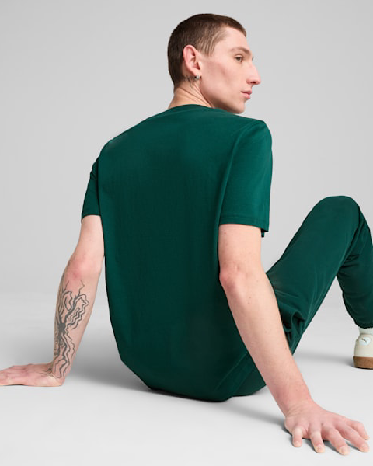 Image of Мъжка Тениска PUMA WARDROBE ESS SPORTS LEGACY Front Graphic Tee