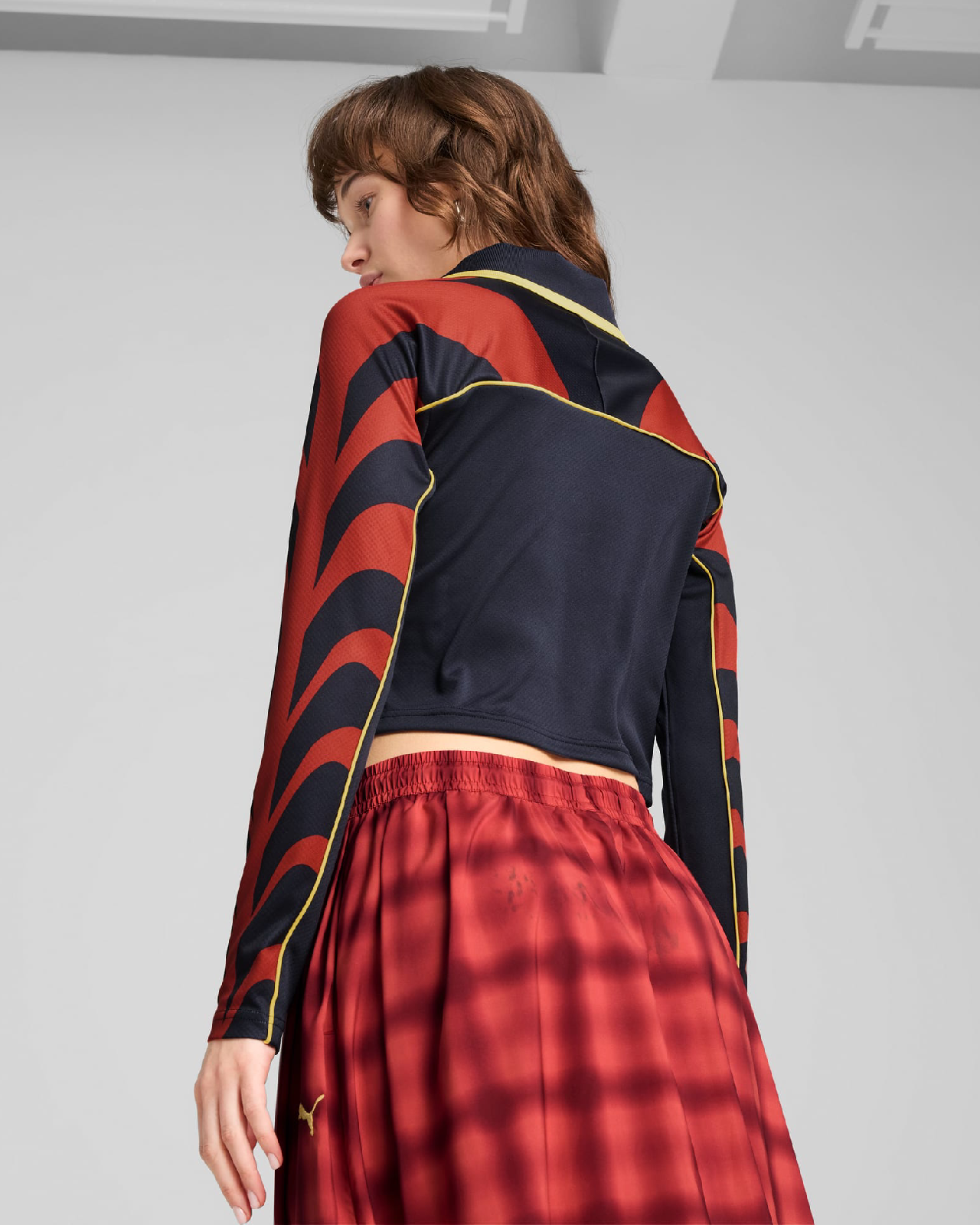 Image of Дамска Блуза PUMA FUTURE ARCHIVE ROAD TO UNITY Football Jersey Baby Tee