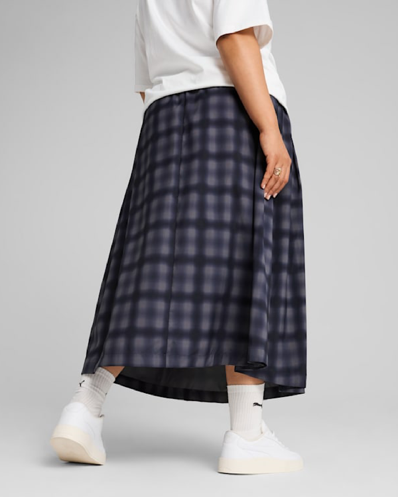 Image of Пола PUMA T7 ROAD TO UNITY Woven Midi AOP Skirt
