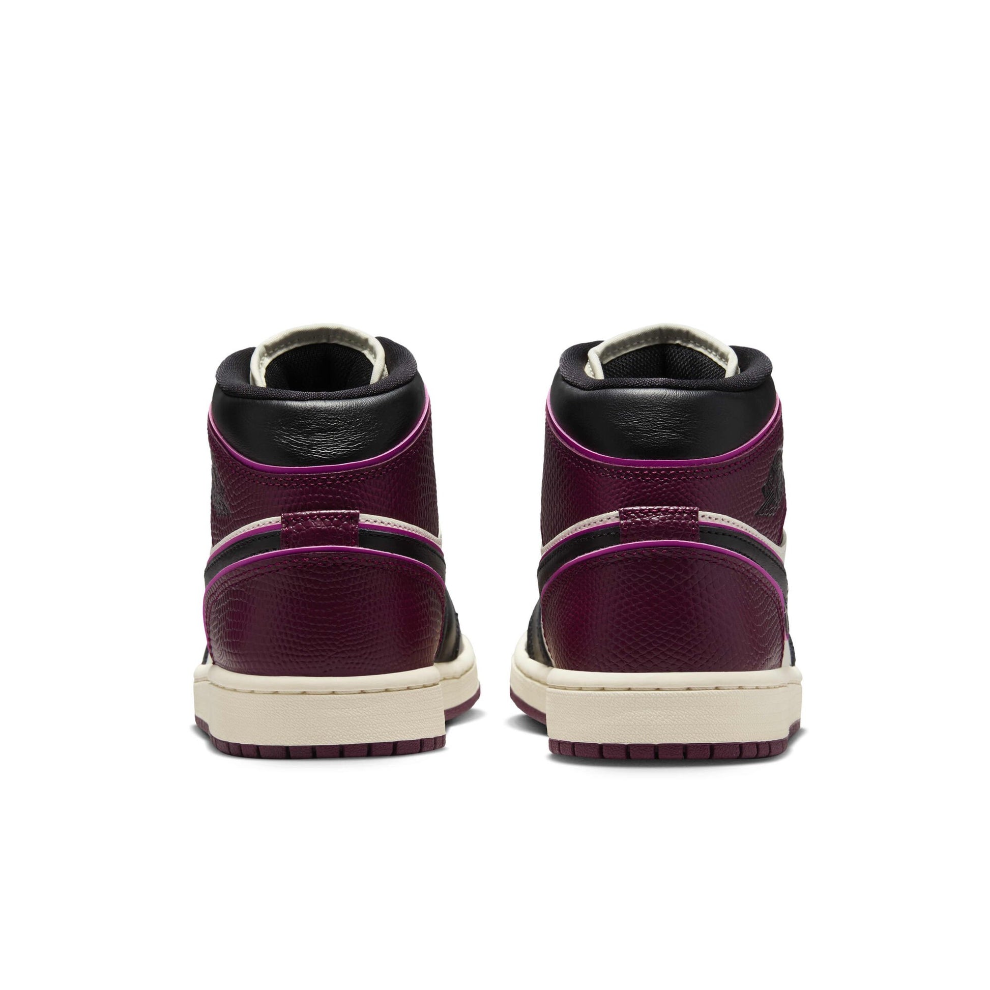 Дамски Кецове NIKE WMNS AIR JORDAN 1 MID SE - Ballistic-sport