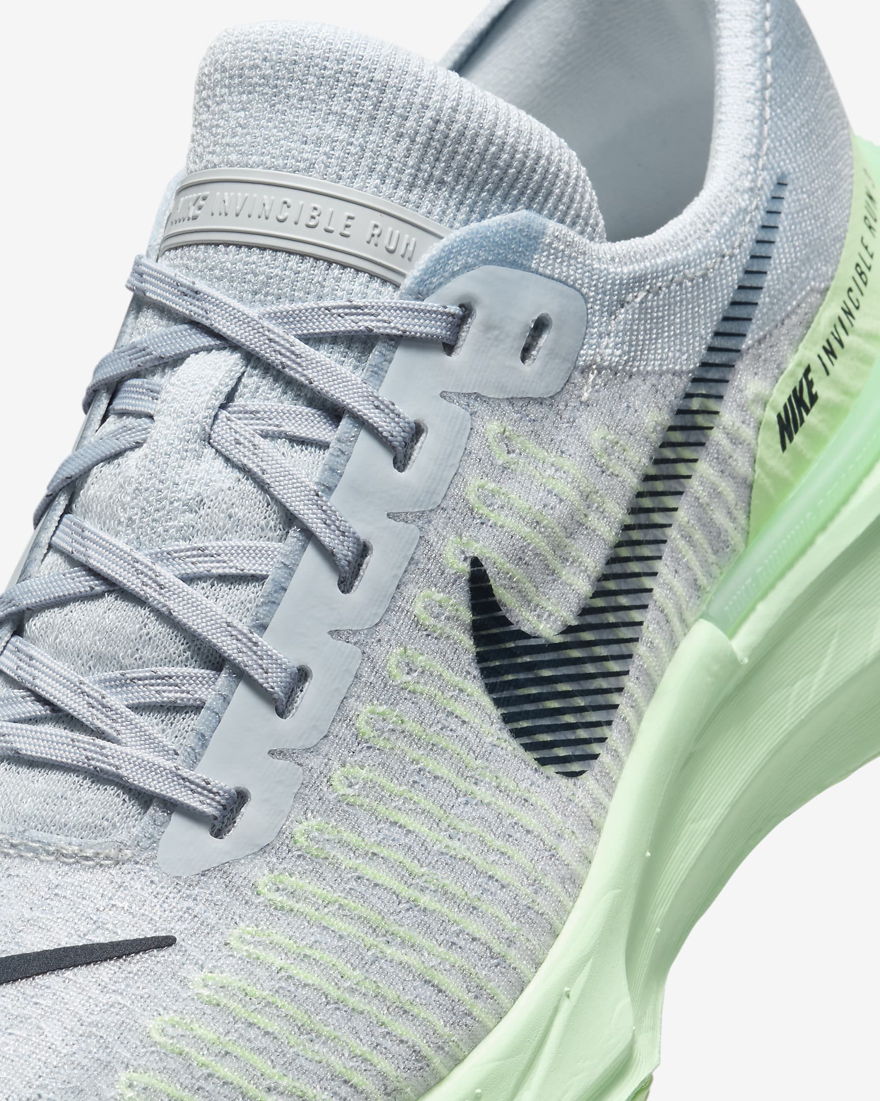 Дамски Маратонки NIKE WMNS ZOOMX INVINCIBLE RUN FK 3