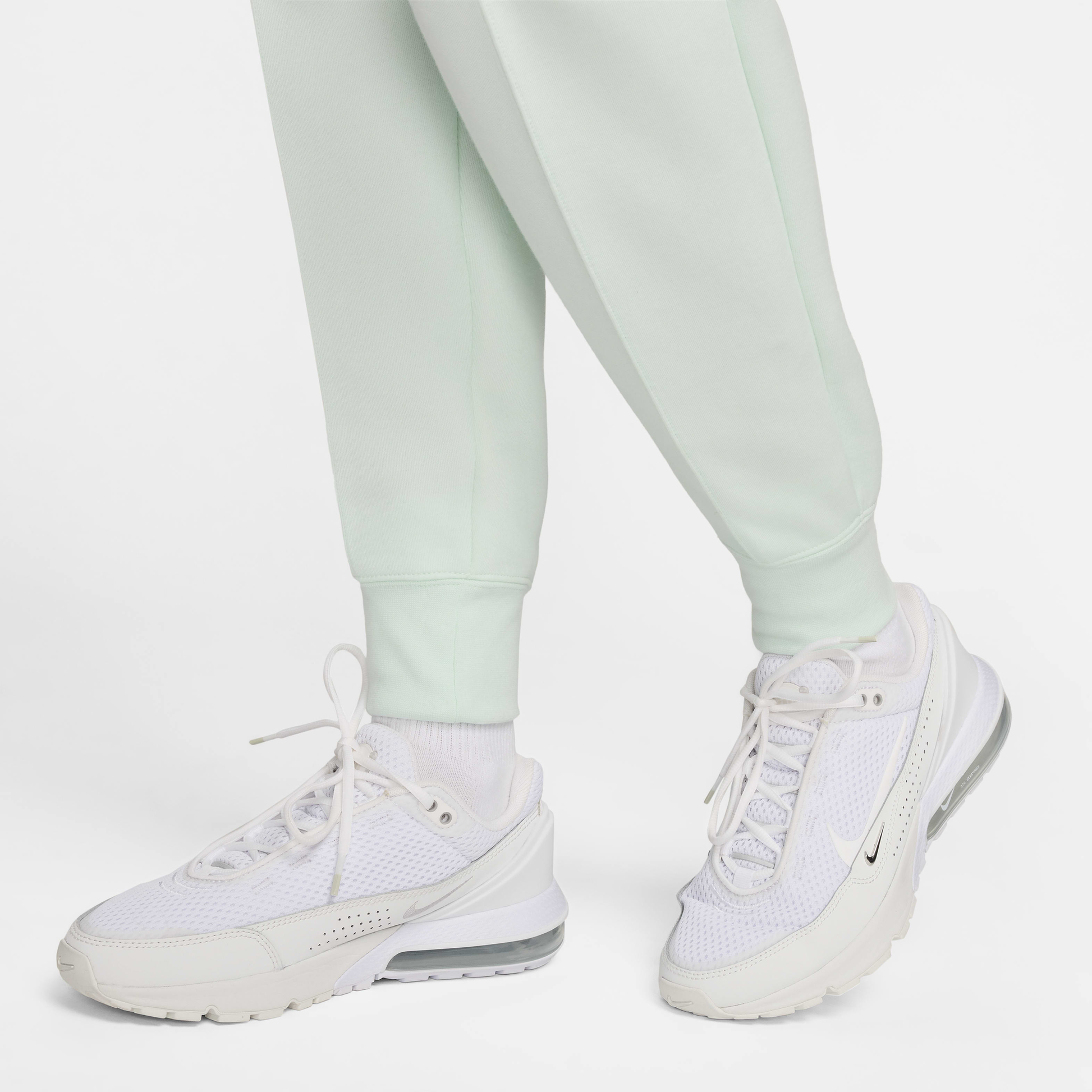 Дамски Панталон NIKE W NSW TCH FLC MR JGGR - Ballistic-sport