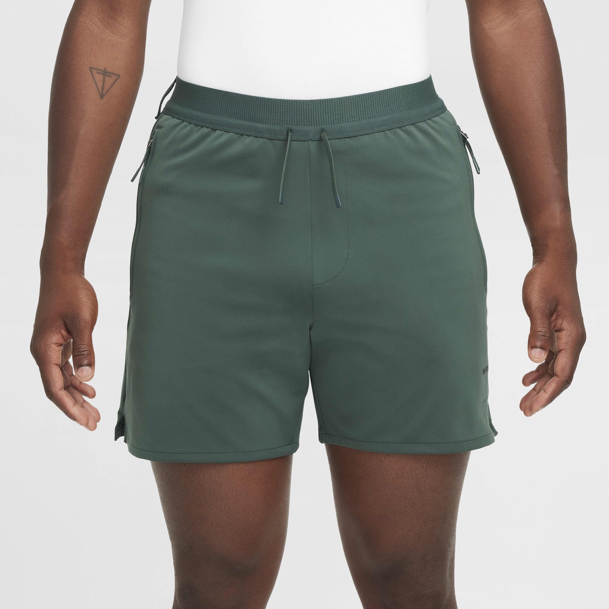 Image of Мъжки Къс панталон NIKE M NK DFADV STEALTH APS SHORT