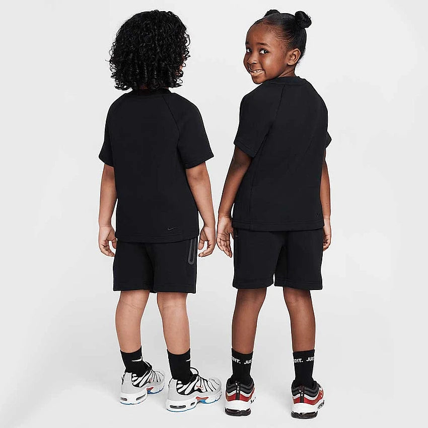 Детски Комплект NIKE NKN TECH FLEECE TEE SHORT SET