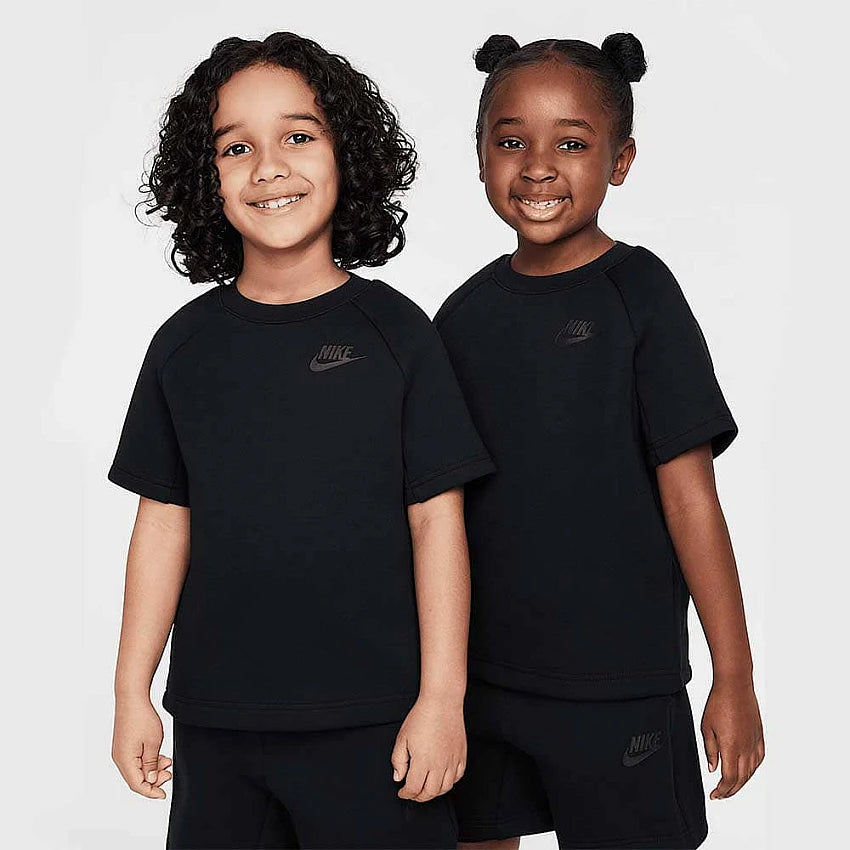 Детски Комплект NIKE NKN TECH FLEECE TEE SHORT SET