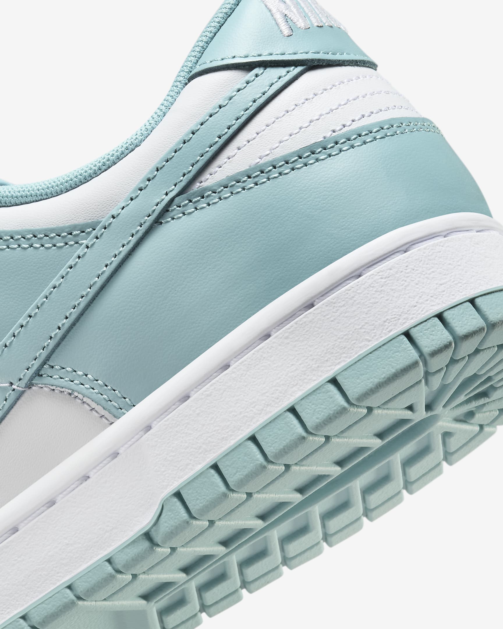 Мъжки Маратонки NIKE NIKE DUNK LOW RETRO BTTYS - Ballistic-sport