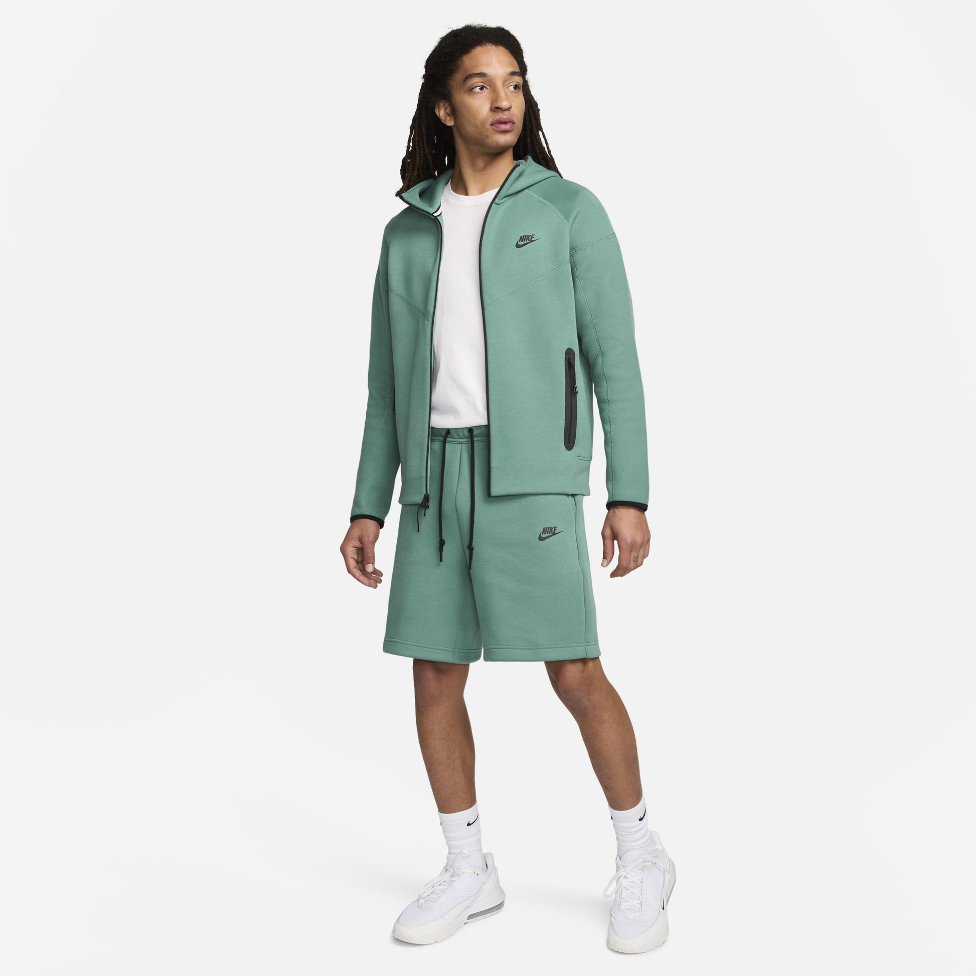 Мъжки Къс панталон NIKE M NK TCH FLC SHORT - Ballistic-sport