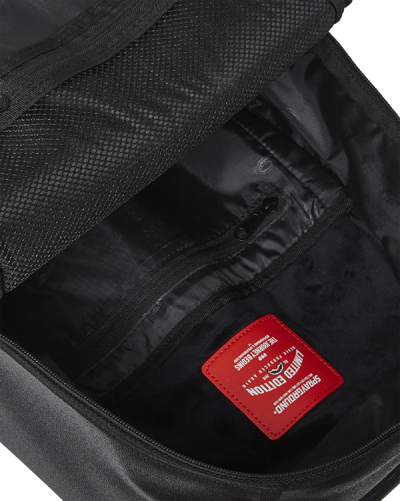 Image of Унисекс Раница SPRAYGROUND CORE EMBOSSED 8 CHECK WHEELY - Ballistic-sport