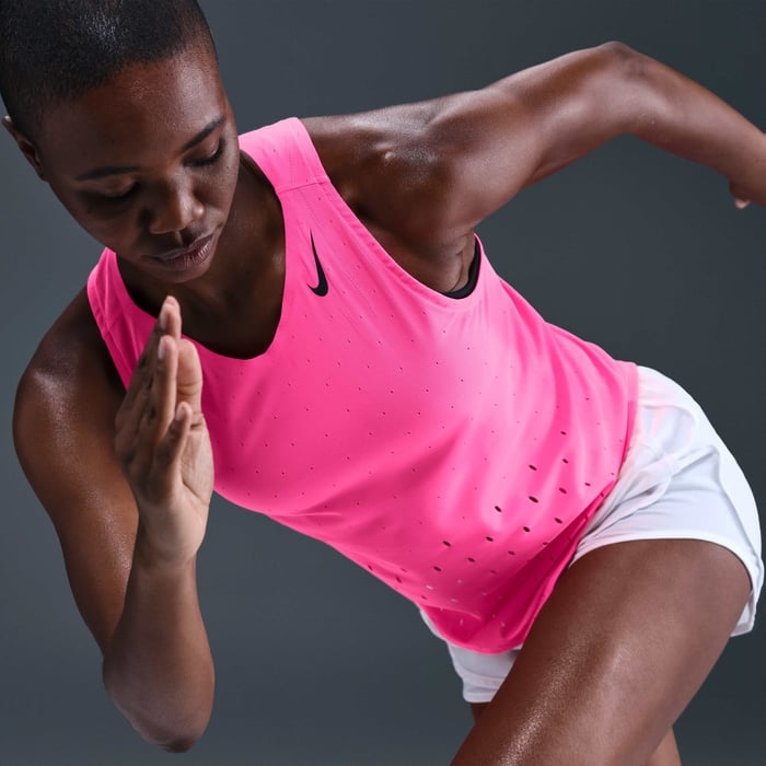 Дамско Бюстие NIKE W NK ARSWFT DFADV SINGLET