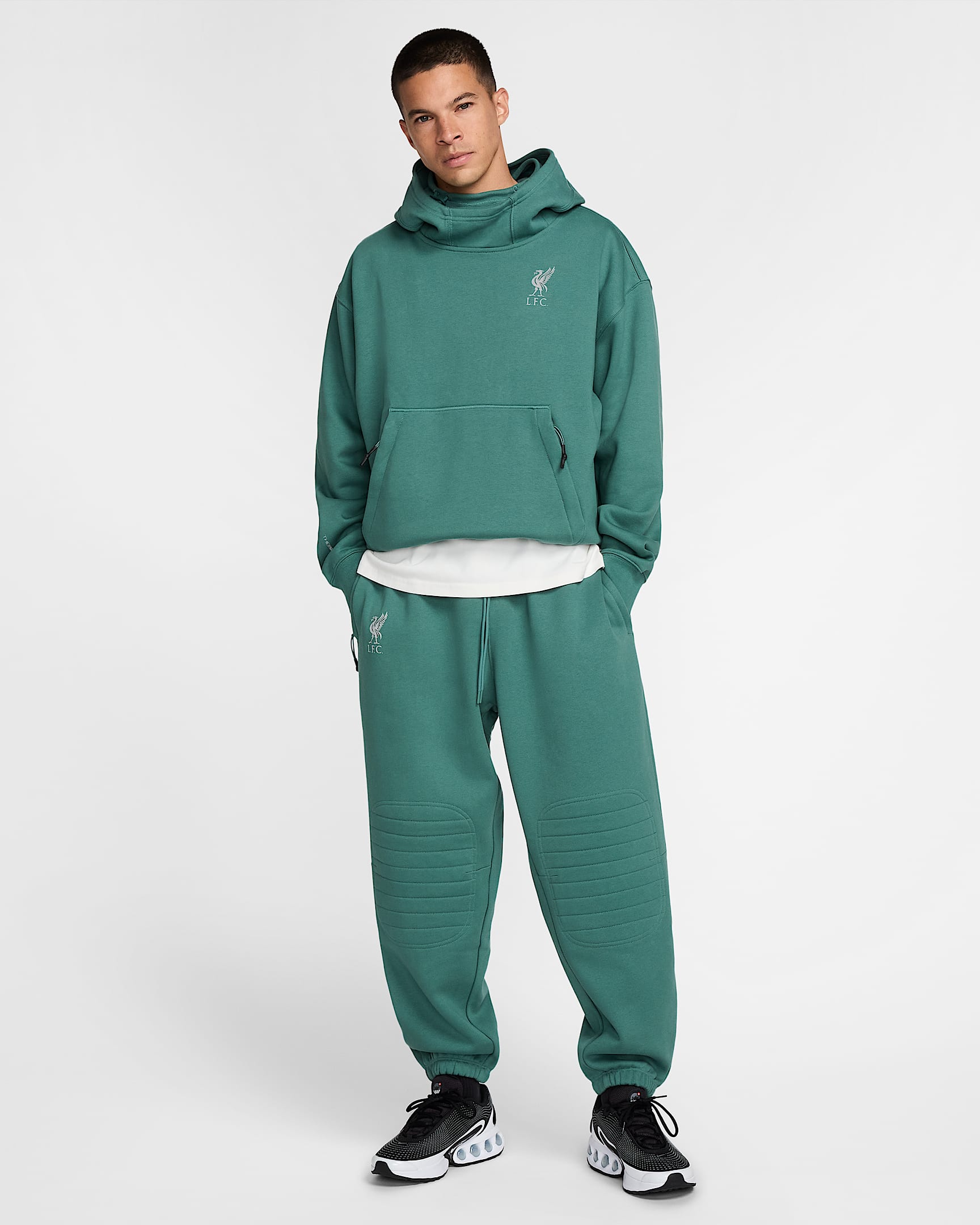 Image of Мъжки Панталон NIKE LFC MNSW TPTFWINTERPANTREPEL - Ballistic-sport