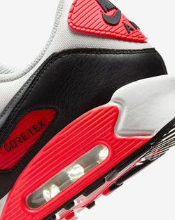 Image of Men's Sneakers NIKE AIR MAX 90 GTX