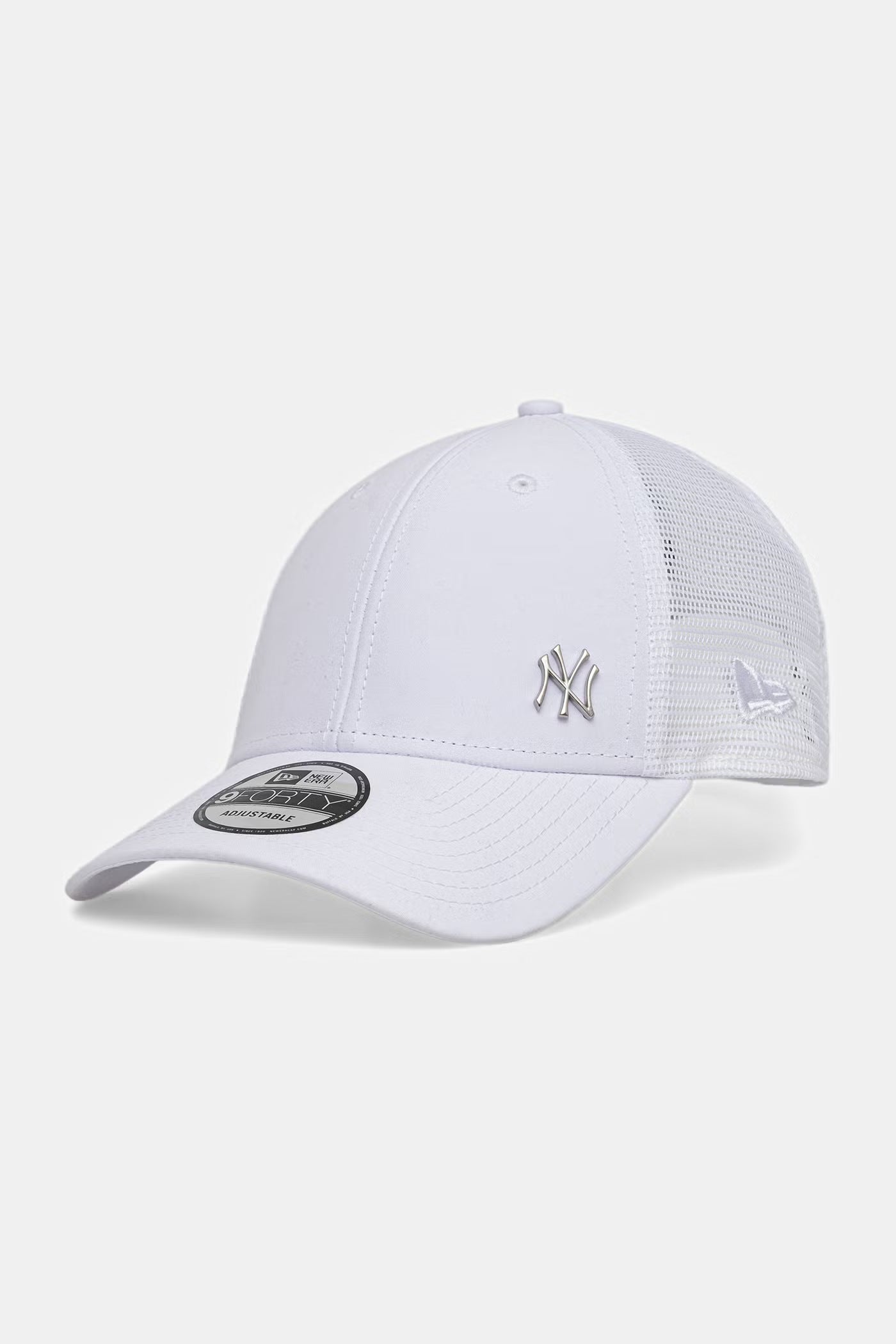 Image of Шапка FLAWLESS 9FORTY TRUCKER NEYYAN WHI