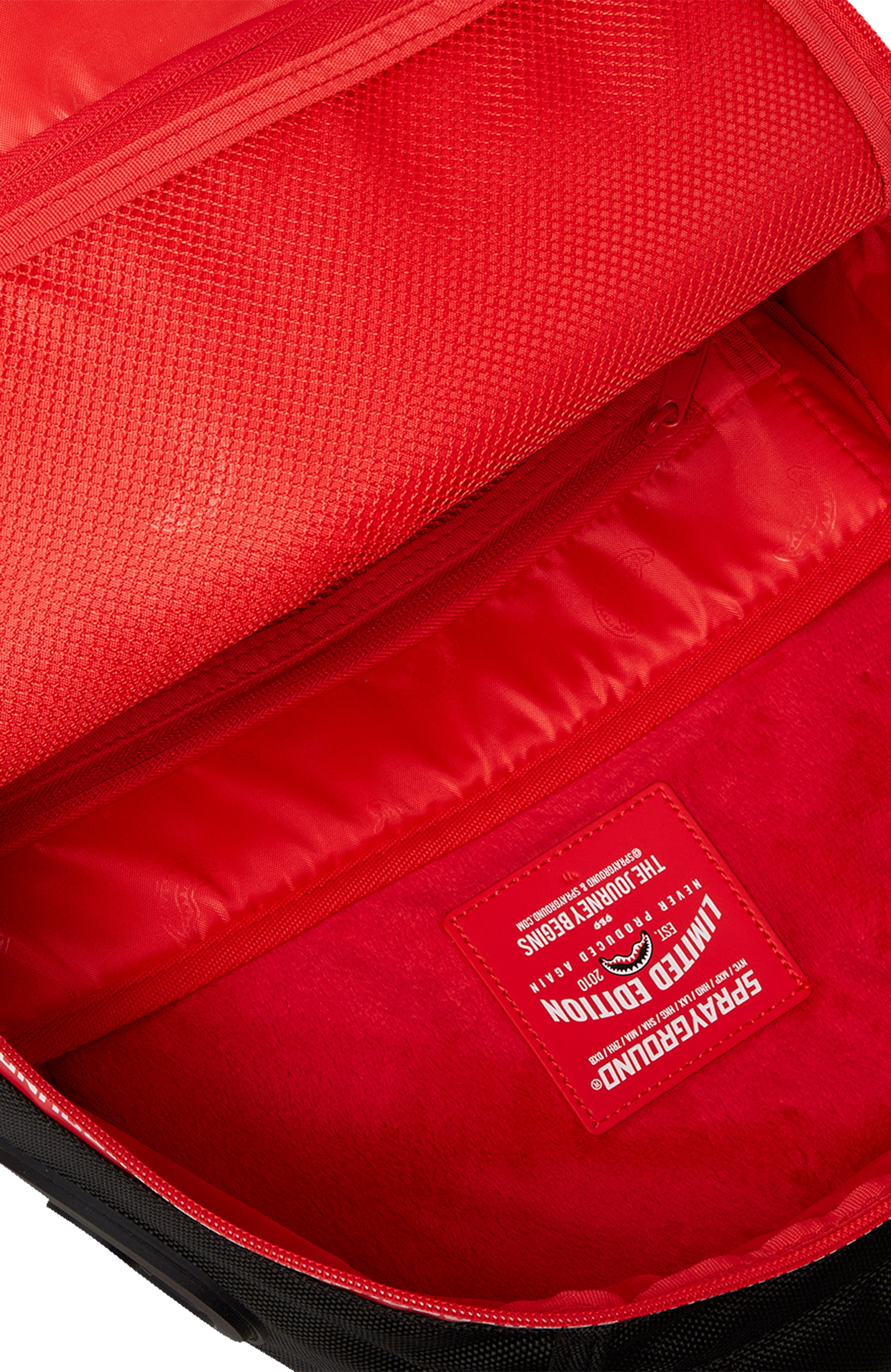 Унисекс Раница SPRAYGROUND PRINTED ZIPPER SHARK DLXR BACKPACK