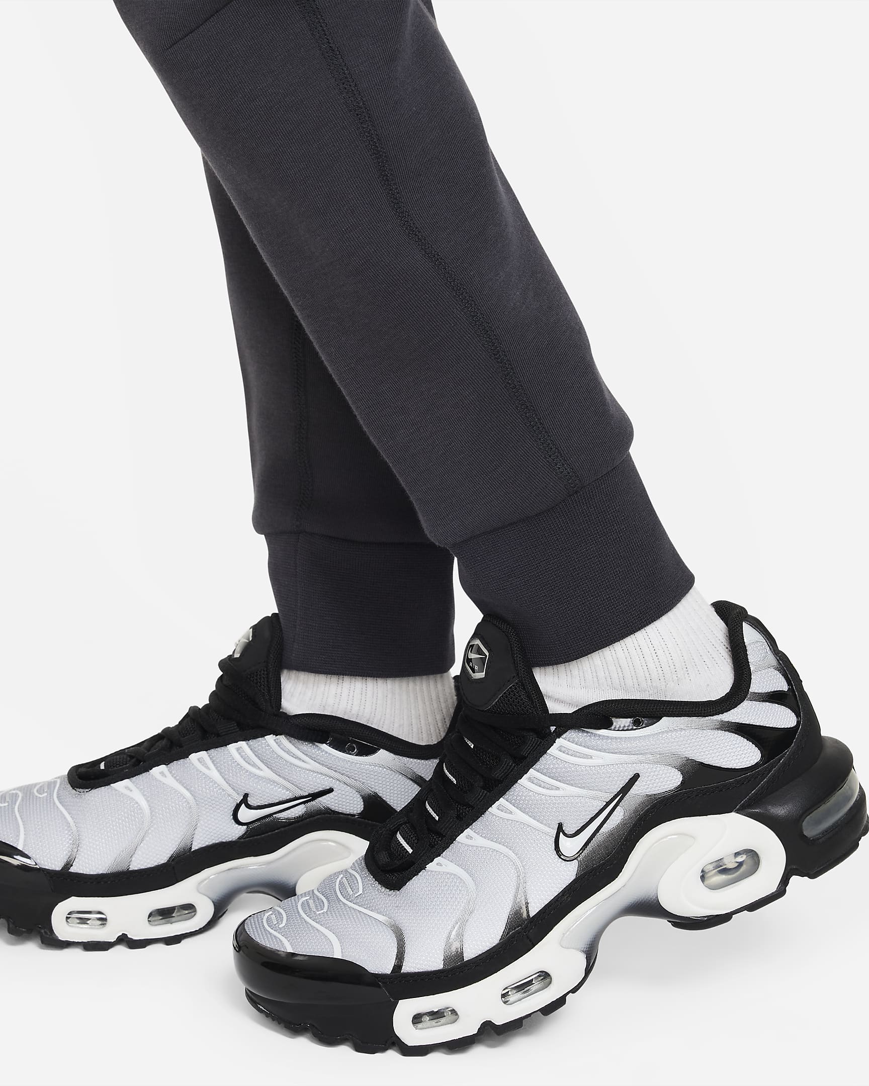 Image of Юношески Панталон NIKE B NSW TECH FLC PANT - Ballistic-sport