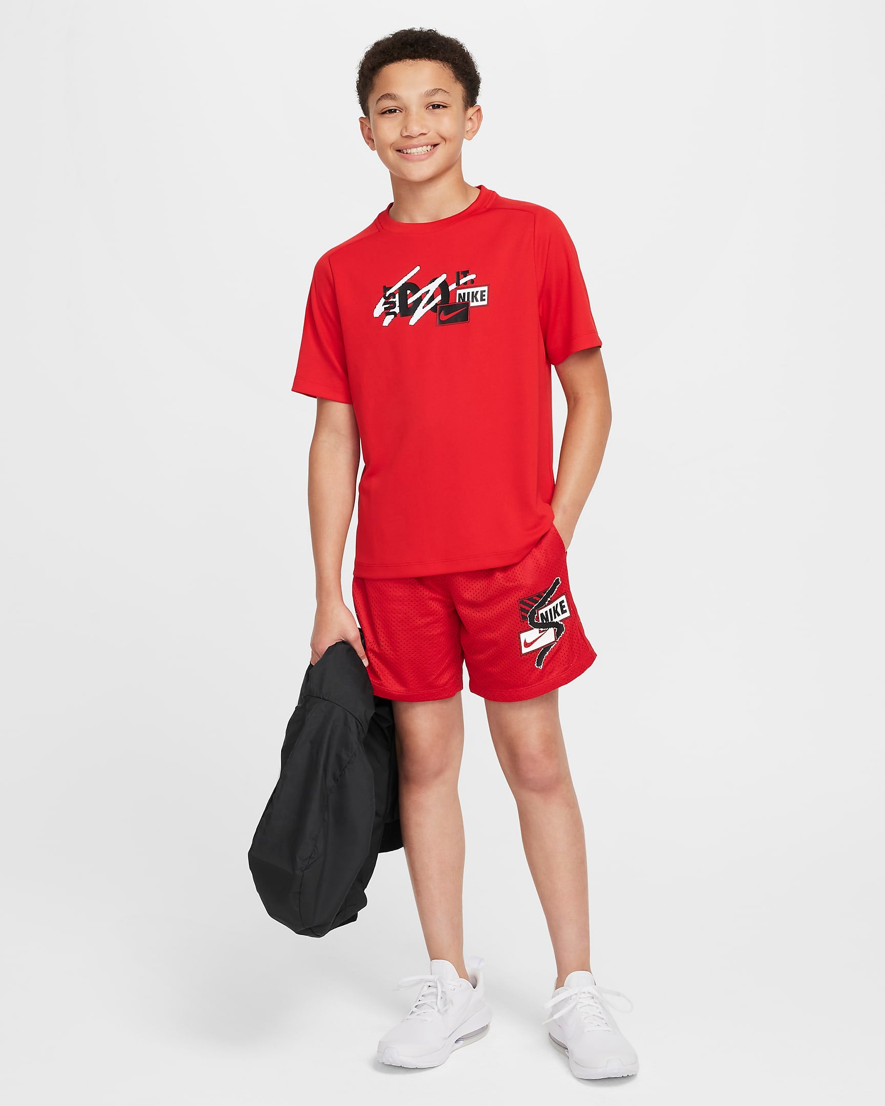 Юношеска Тениска NIKE B NK DF MULTI SS TOP SSNL GX