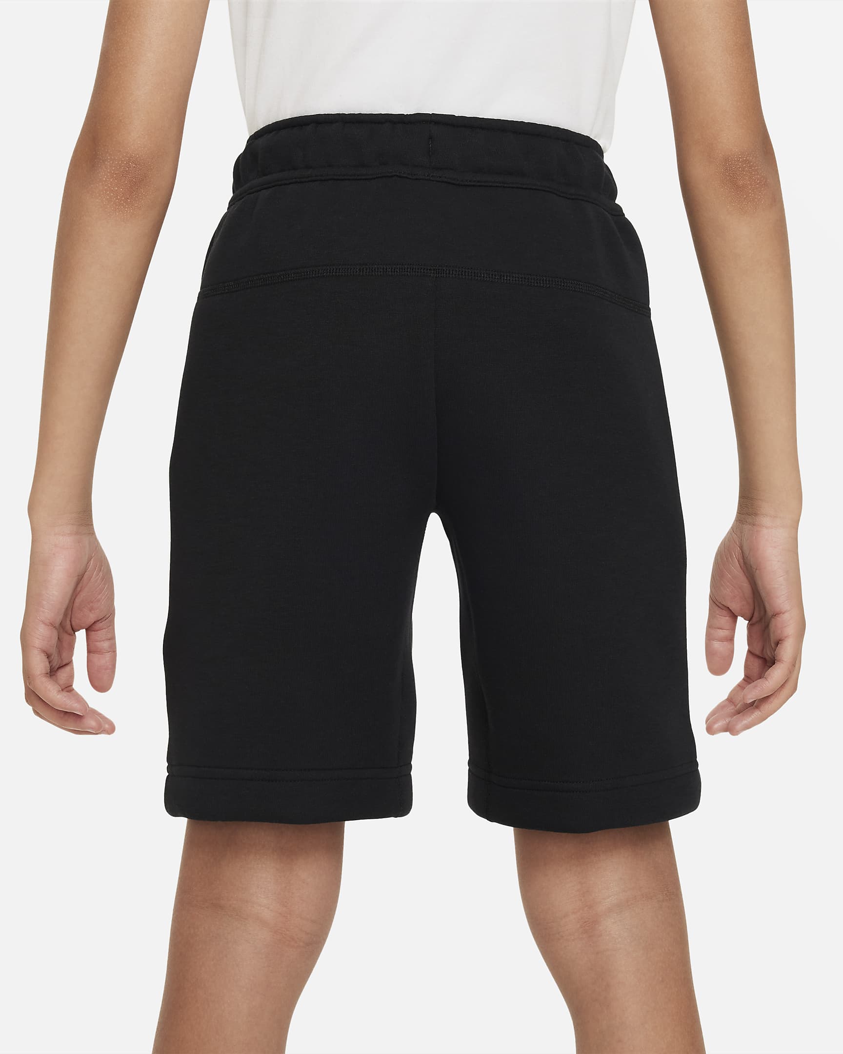 Image of Детски Къс панталон NIKE B NSW TECH FLC SHORT