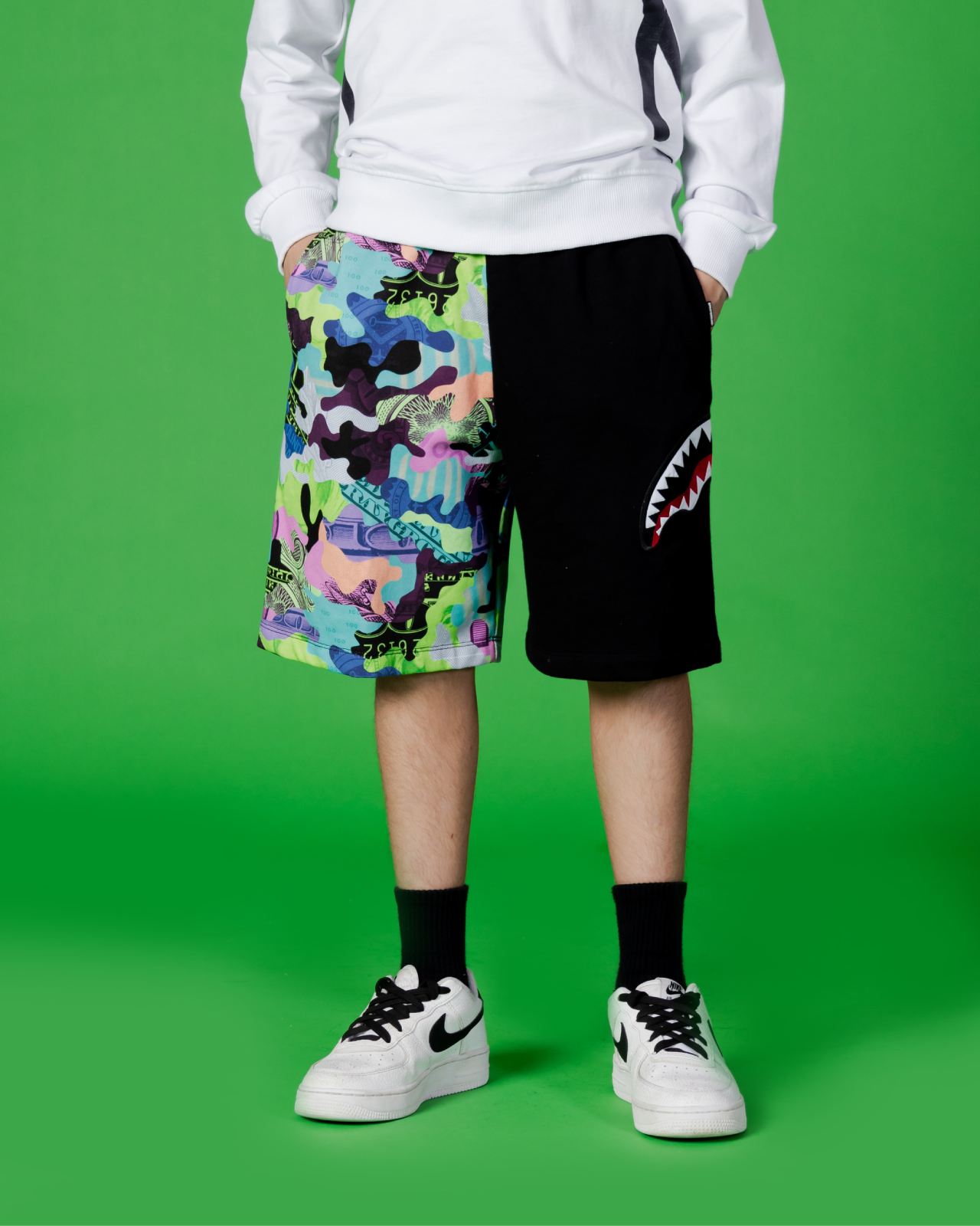 Image of Юношески Къс панталон SPRAYGROUND CAMO 100 SPLIT SHORTS - Ballistic-sport