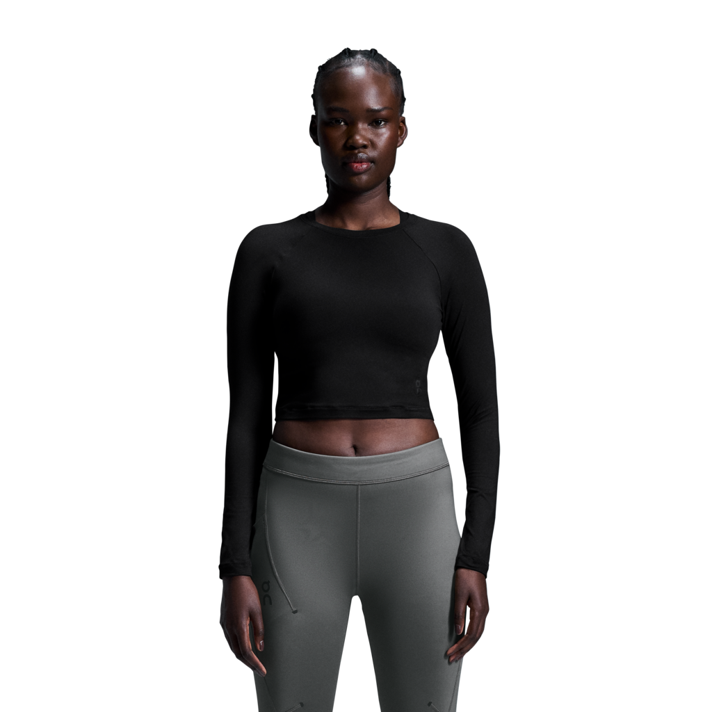 Image of Дамски Топ On Studio Long-T Crop – Black – изглед 3