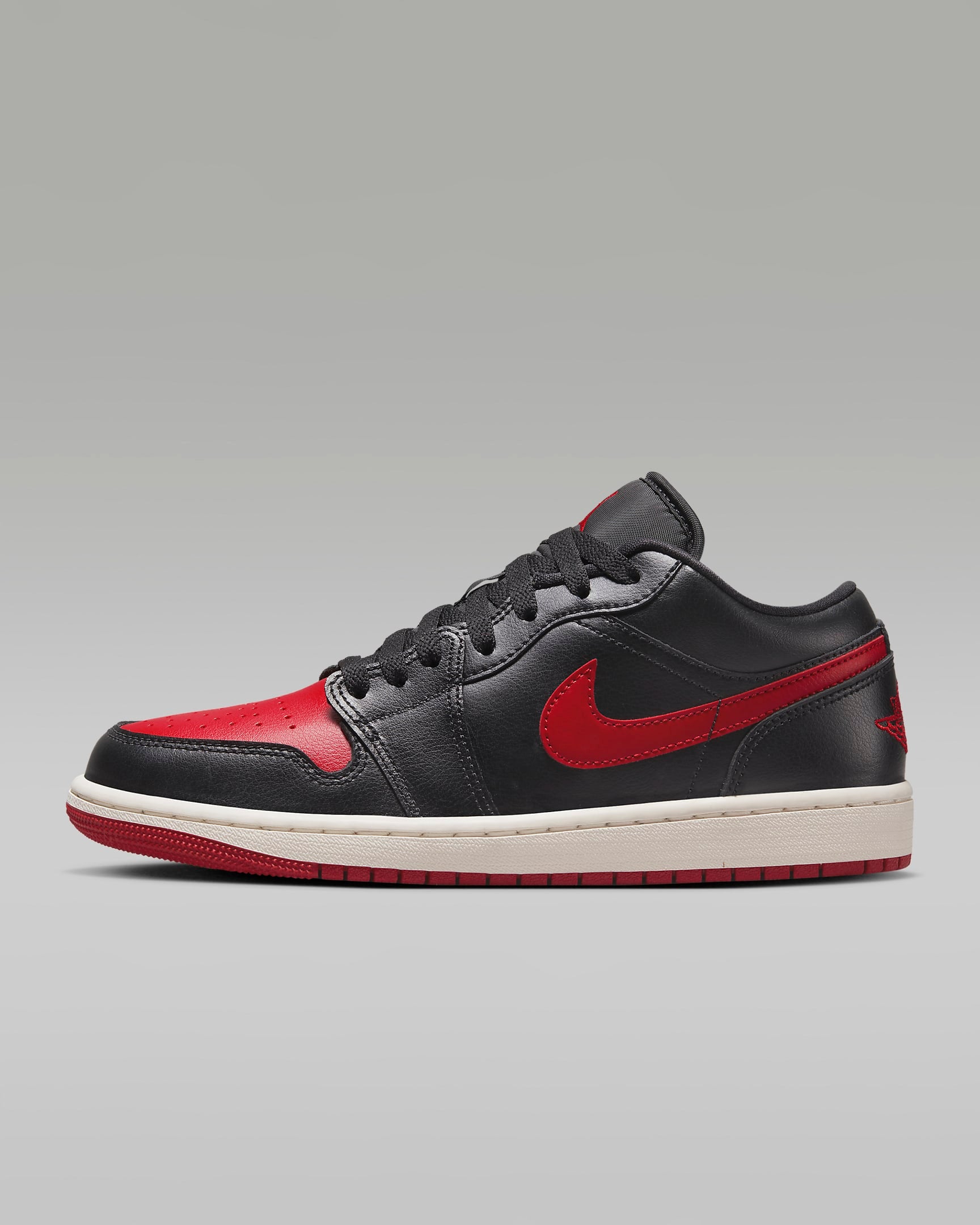 Image of Дамски Кецове NIKE WMNS AIR JORDAN 1 LOW - Ballistic-sport