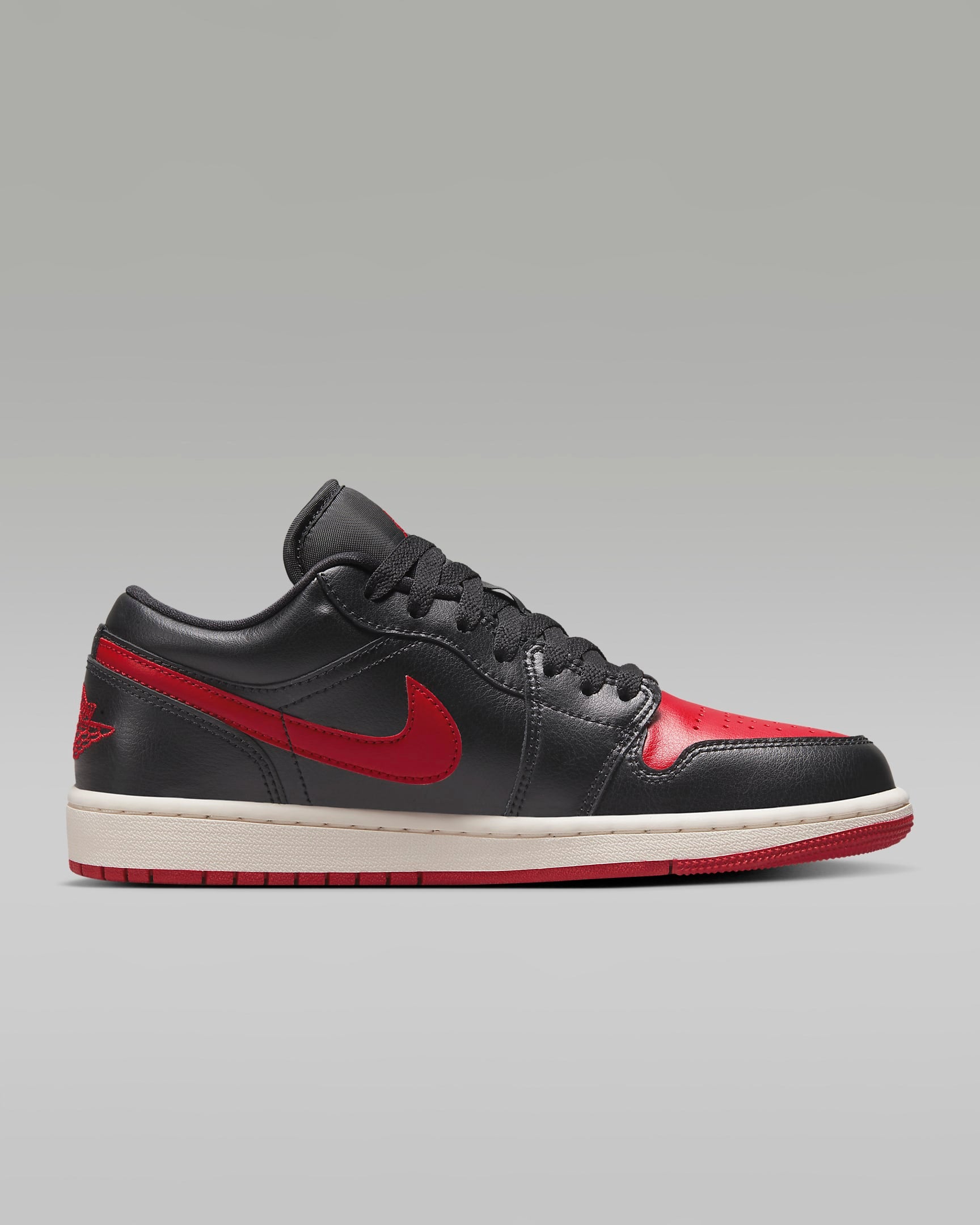 Image of Дамски Кецове NIKE WMNS AIR JORDAN 1 LOW - Ballistic-sport