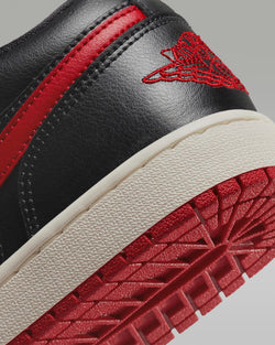 Image of Дамски Кецове NIKE WMNS AIR JORDAN 1 LOW - Ballistic-sport