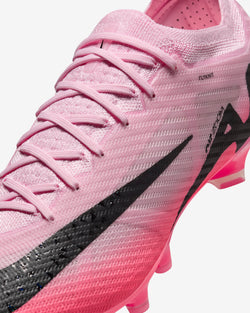 Image of Men's Football Shoes NIKE ZOOM VAPOR 15 ELITE AG-PRO