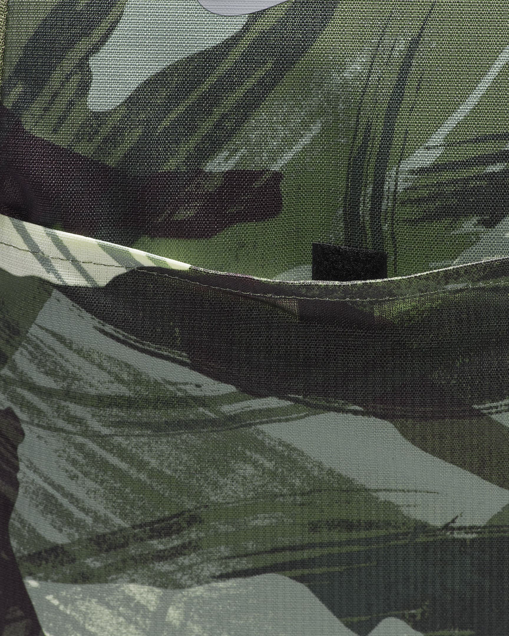 Image of Унисекс Раница NIKE NK BRSLA M BKPK-9.5 AOP FA22 - Ballistic-sport