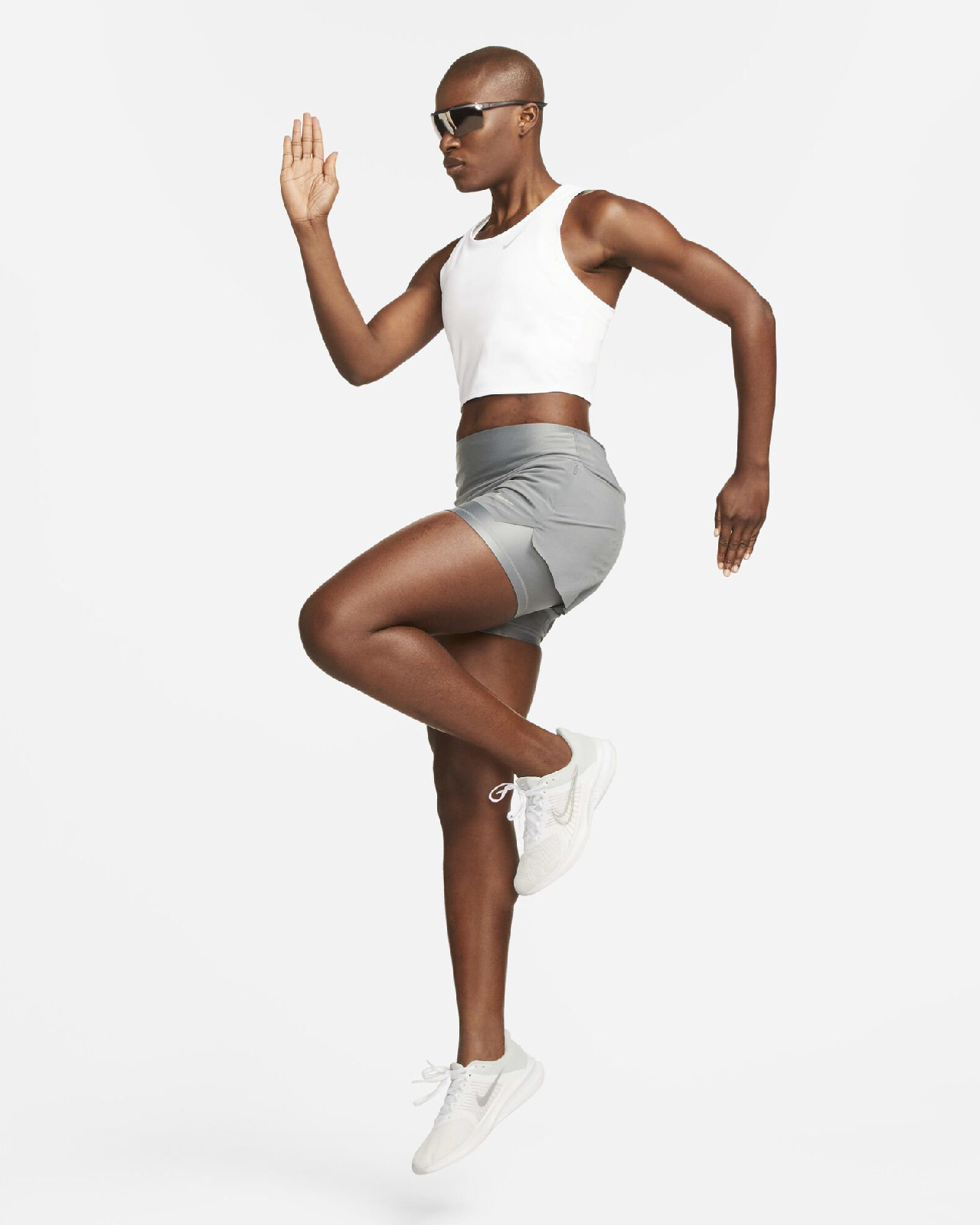 Дамски Къс панталон NIKE W NK SWIFT DF MR 3IN 2N1 SHORT - Ballistic-sport