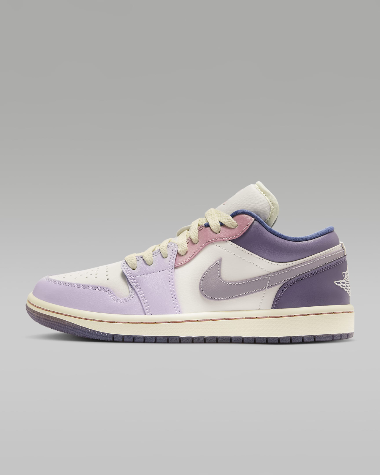Image of Дамски Маратонки NIKE WMNS AIR JORDAN 1 LOW GCEL - Ballistic-sport